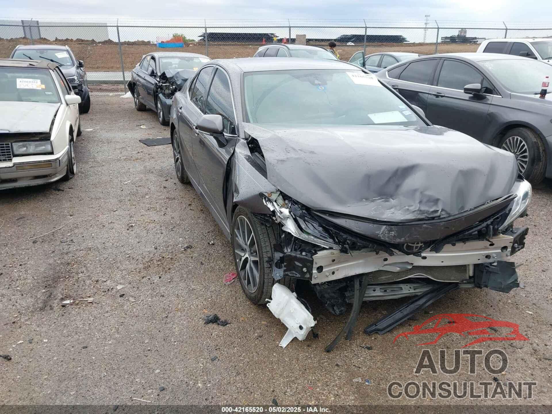 TOYOTA CAMRY 2023 - 4T1F11AK7PU827697