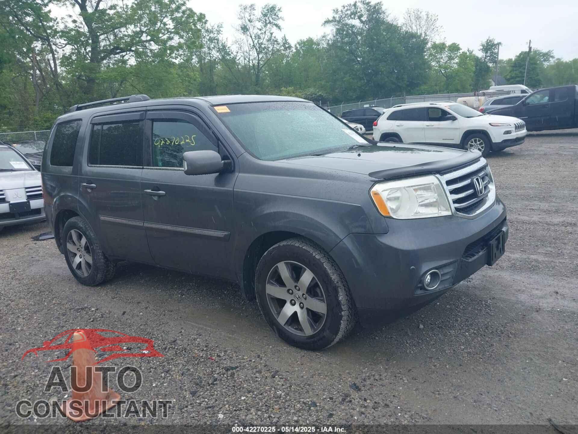 HONDA PILOT 2012 - 5FNYF4H9XCB050471