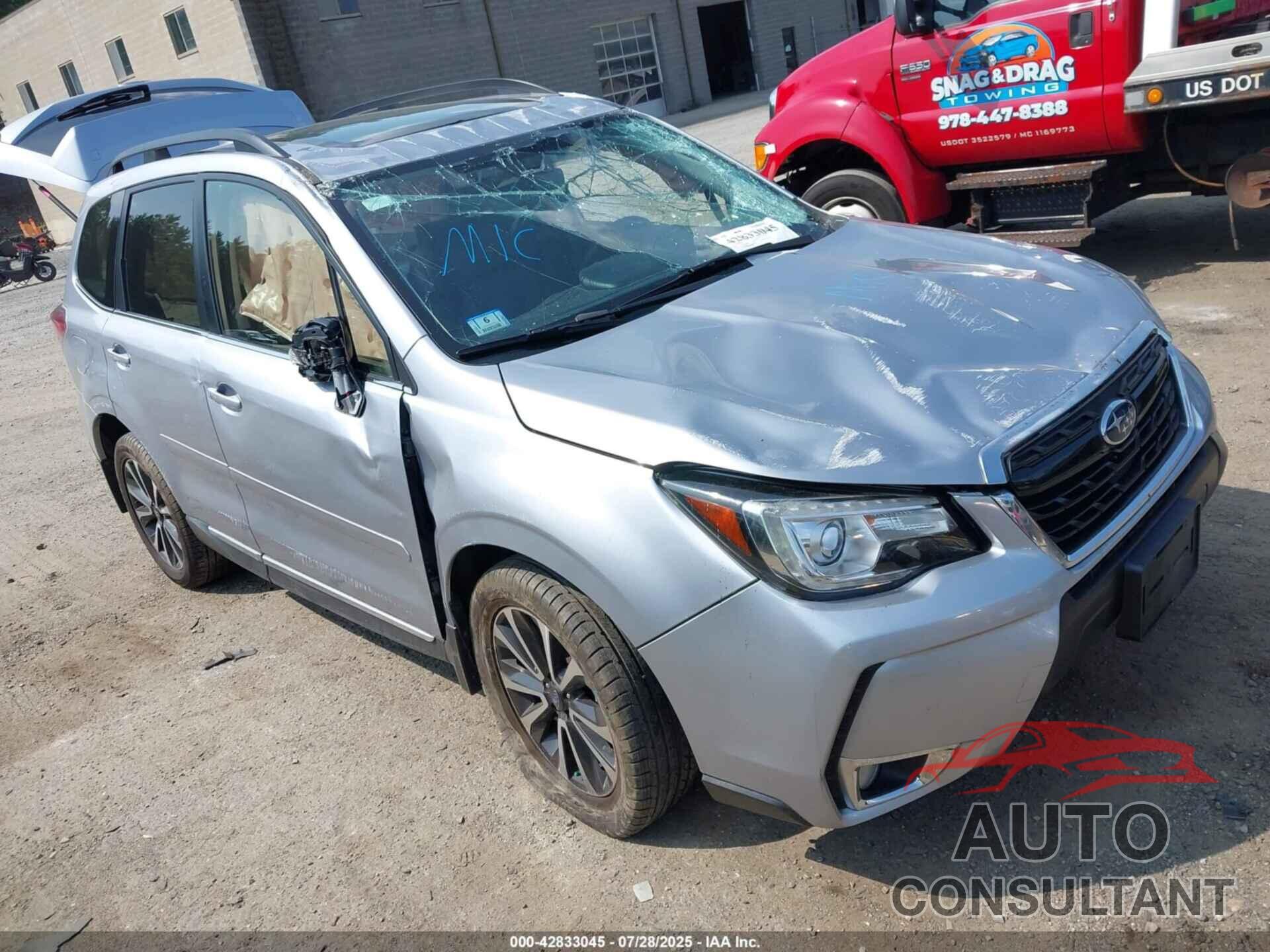 SUBARU FORESTER 2017 - JF2SJGWC5HH475240