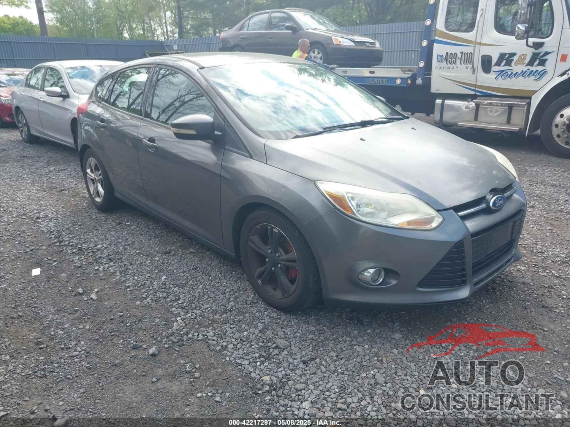 FORD FOCUS 2012 - 1FAHP3K28CL322912