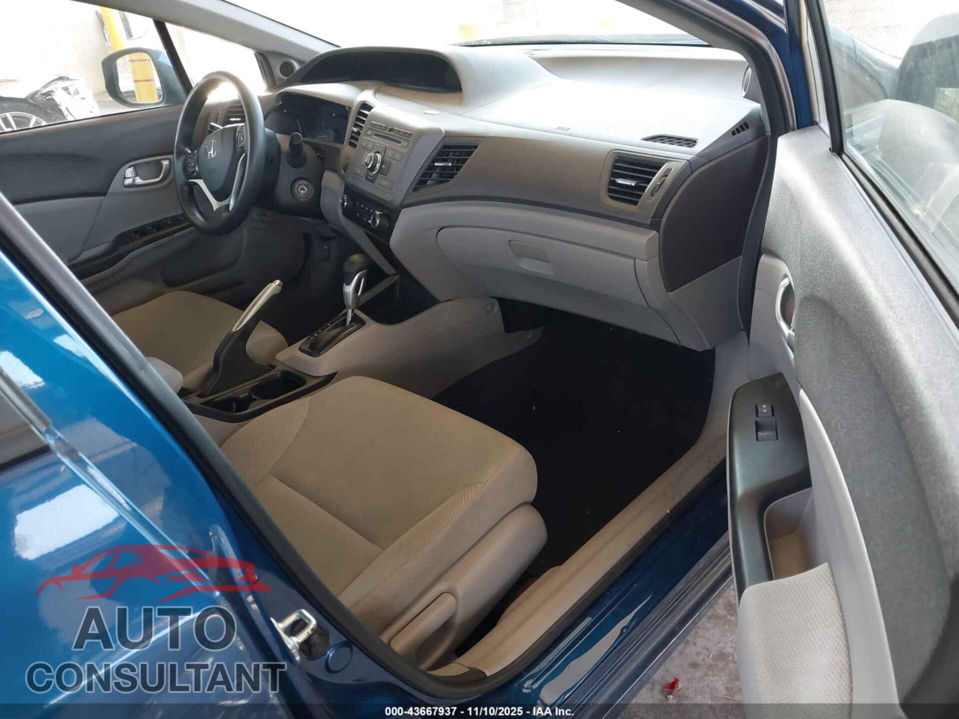 HONDA CIVIC 2012 - 19XFB2F88CE339873