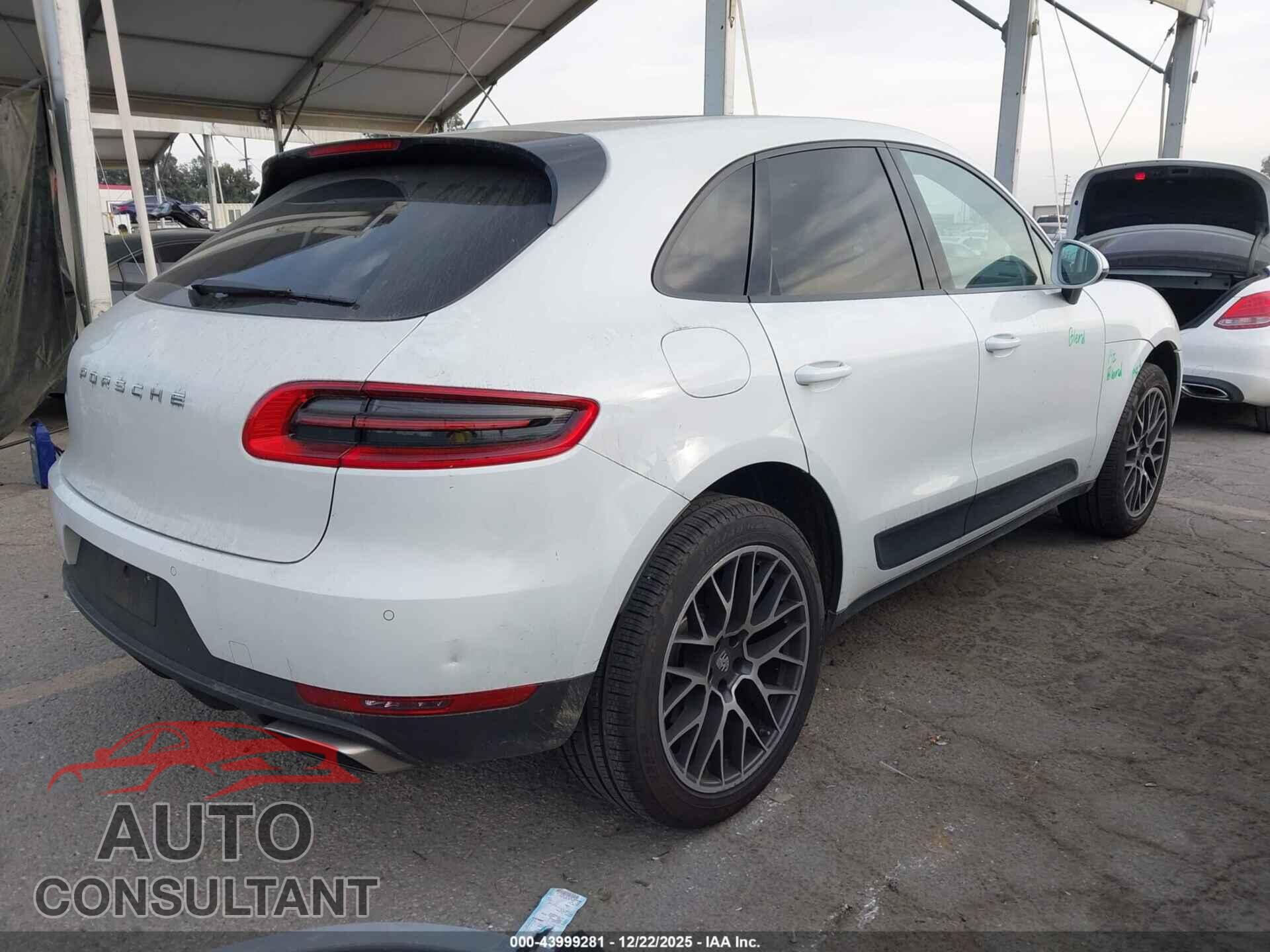 PORSCHE MACAN 2017 - WP1AA2A52HLB09303