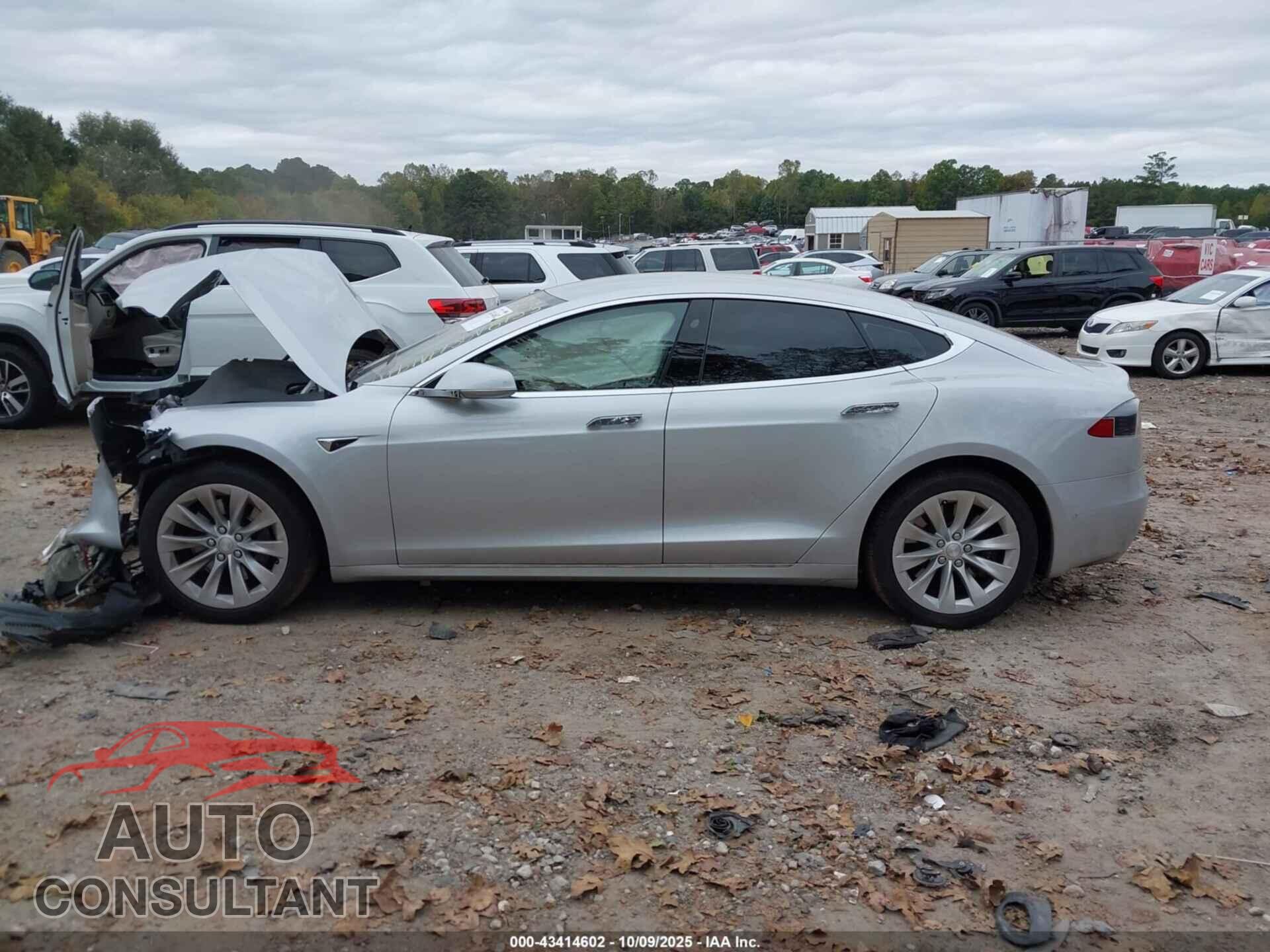 TESLA MODEL S 2017 - 5YJSA1E18HF188955