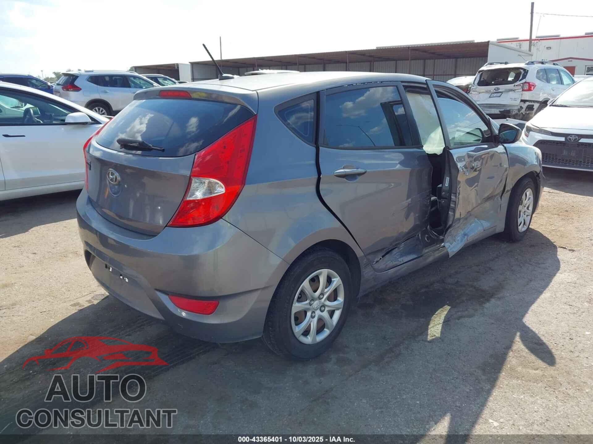 HYUNDAI ACCENT 2014 - KMHCT5AE3EU165239