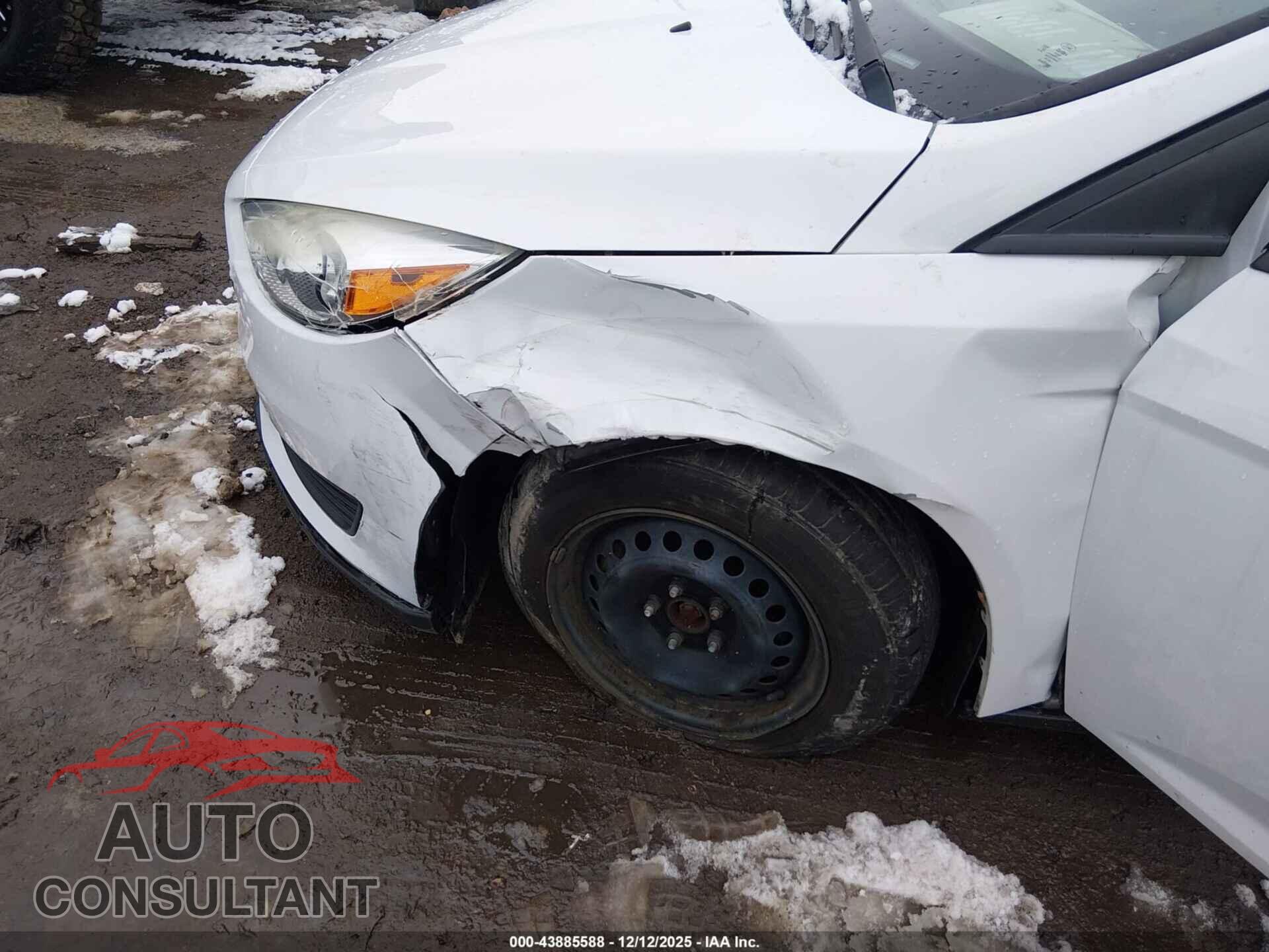 FORD FOCUS 2015 - 1FADP3E29FL383488