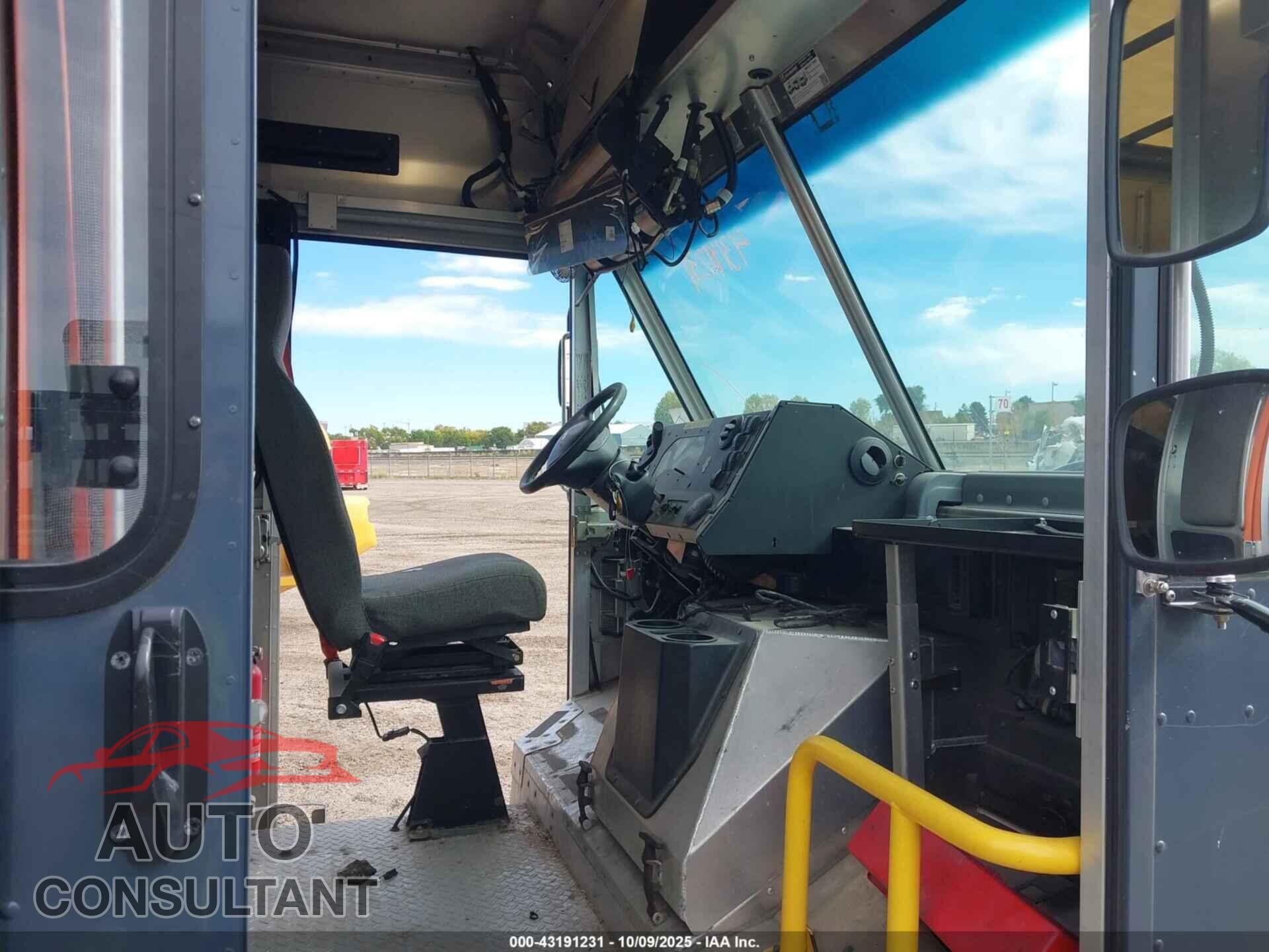 FORD E-450 STRIPPED 2019 - 1FC3E4K65KDC48635
