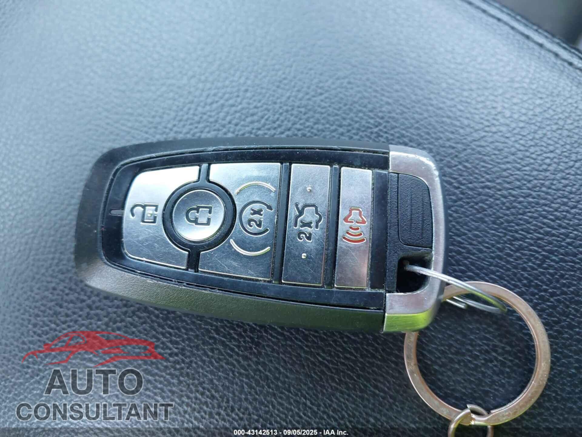 FORD EXPLORER 2018 - 1FM5K8D88JGB94120