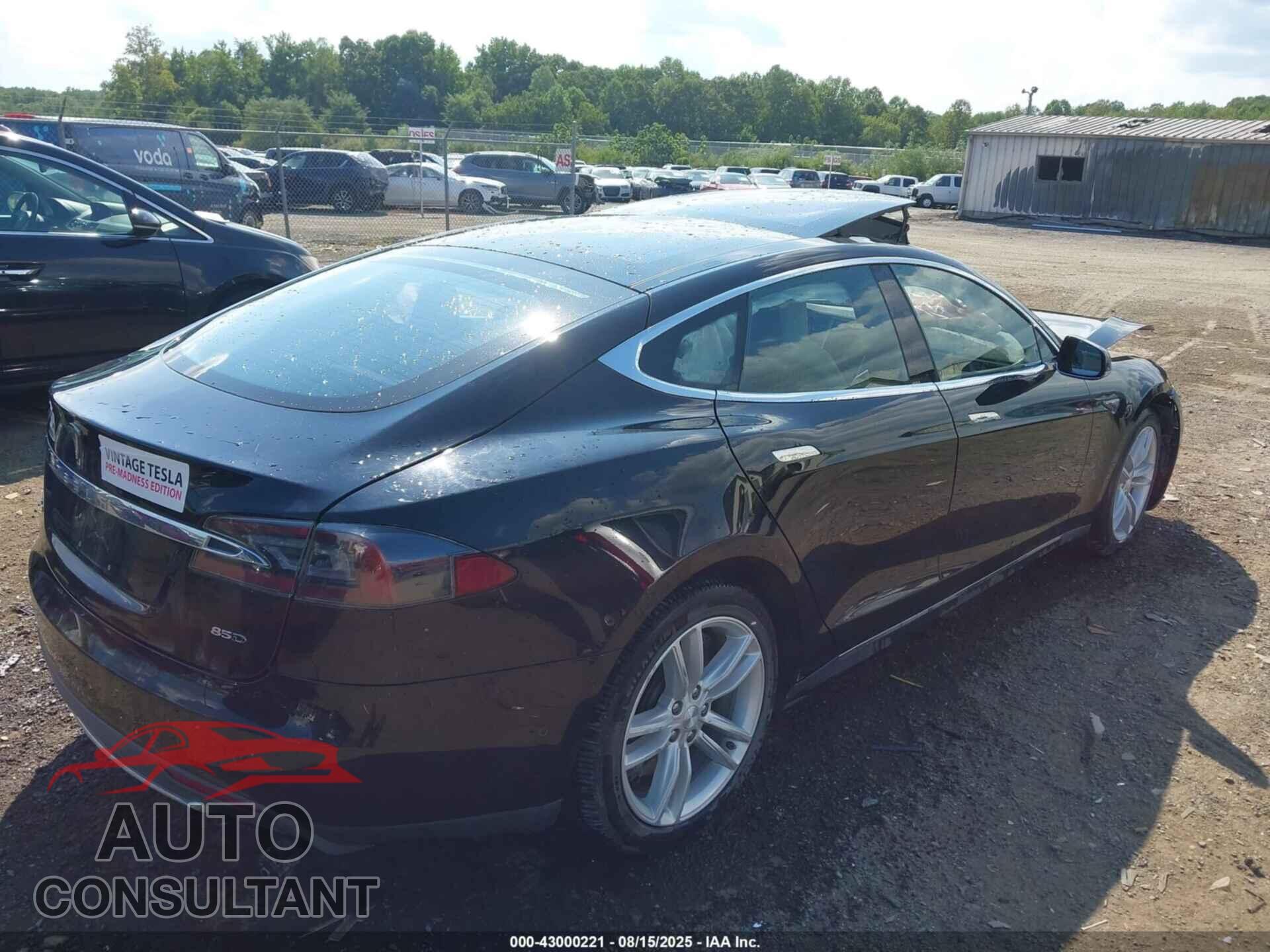 TESLA MODEL S 2015 - 5YJSA1E2XFF108268