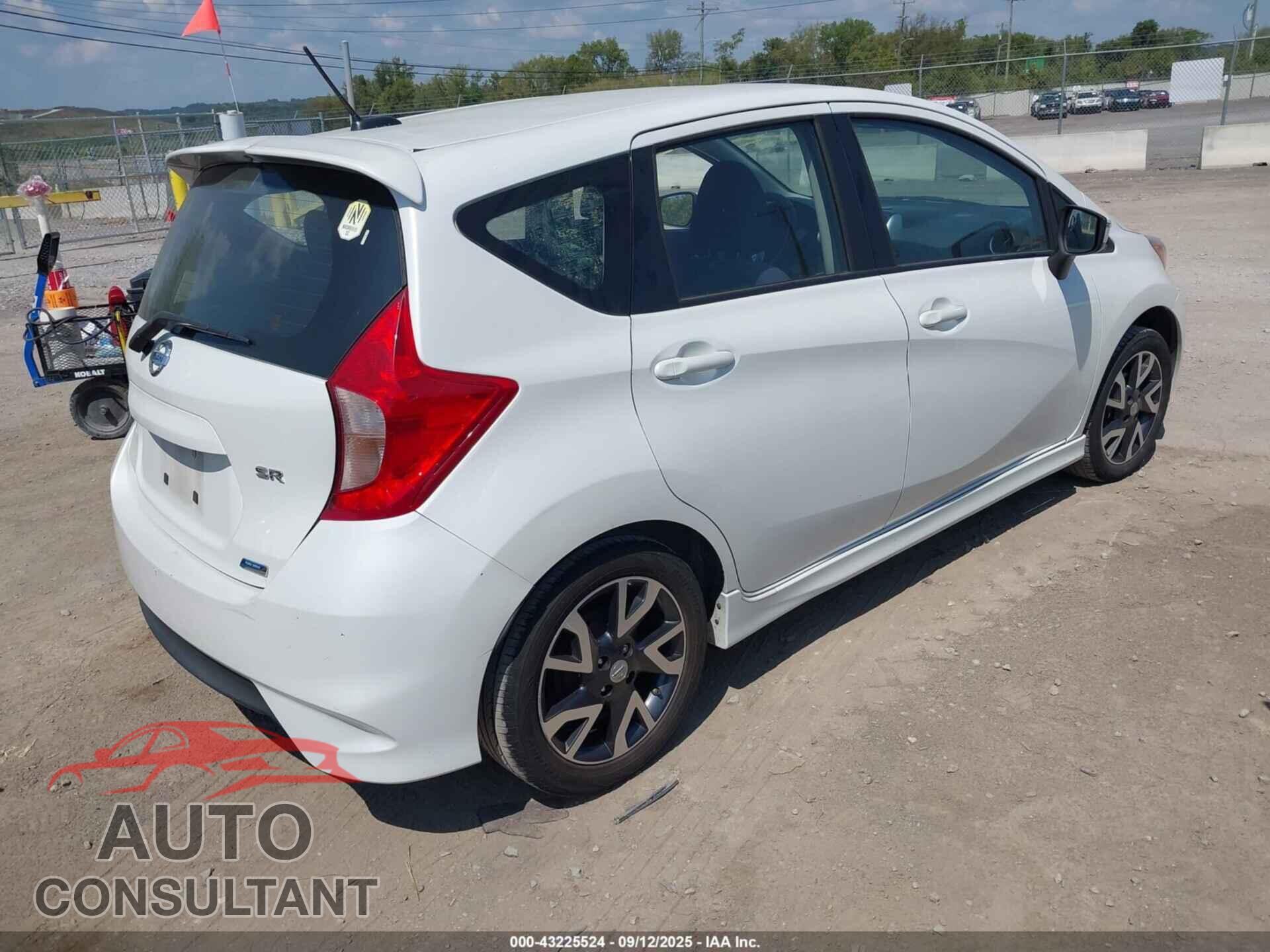 NISSAN VERSA NOTE 2016 - 3N1CE2CP3GL368529