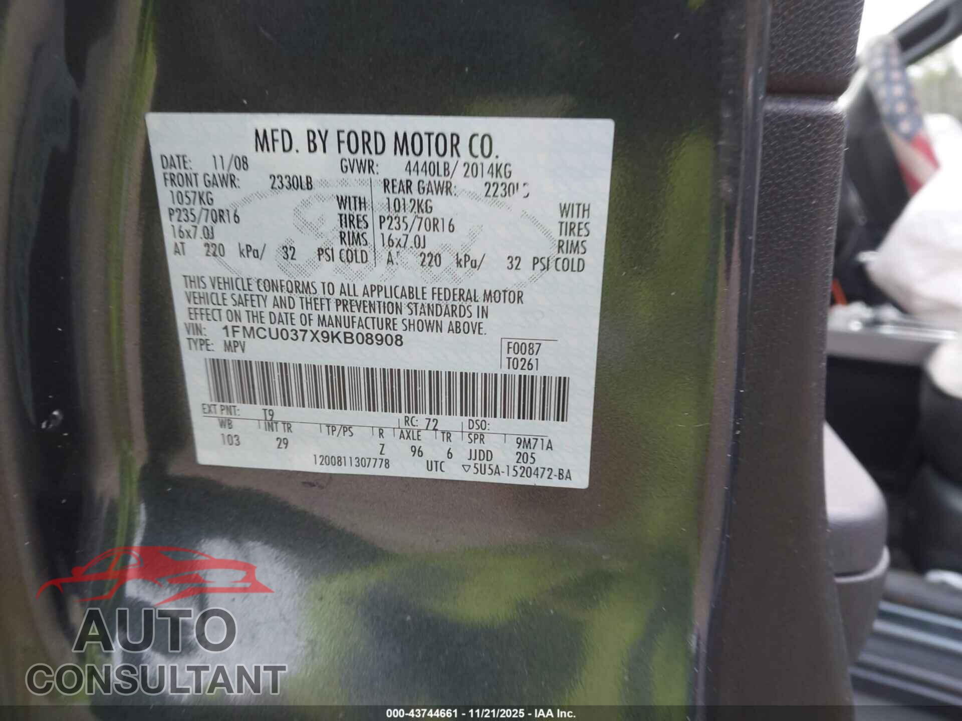 FORD ESCAPE 2009 - 1FMCU037X9KB08908