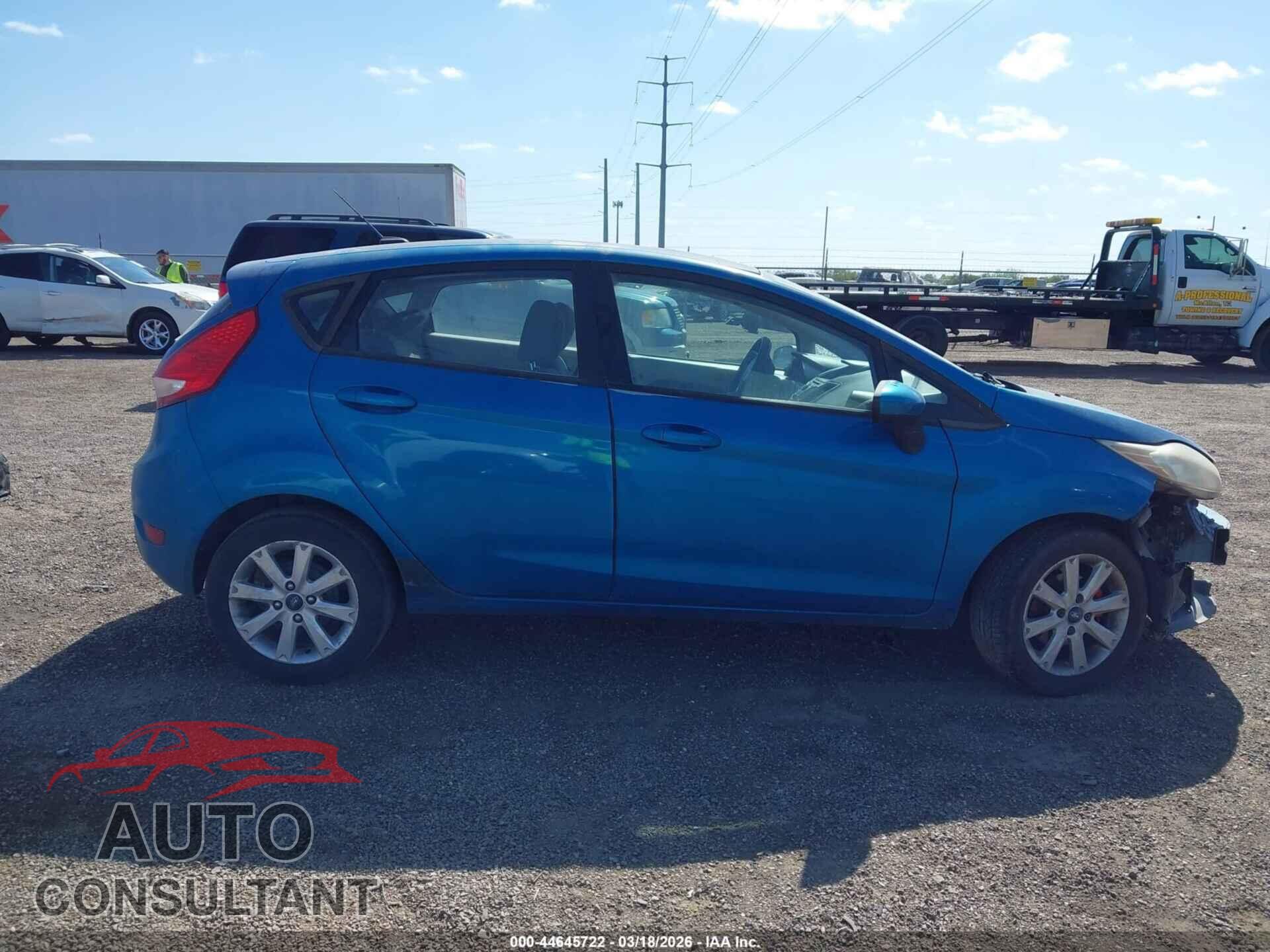 FORD FIESTA 2012 - 3FADP4EJ5CM199057