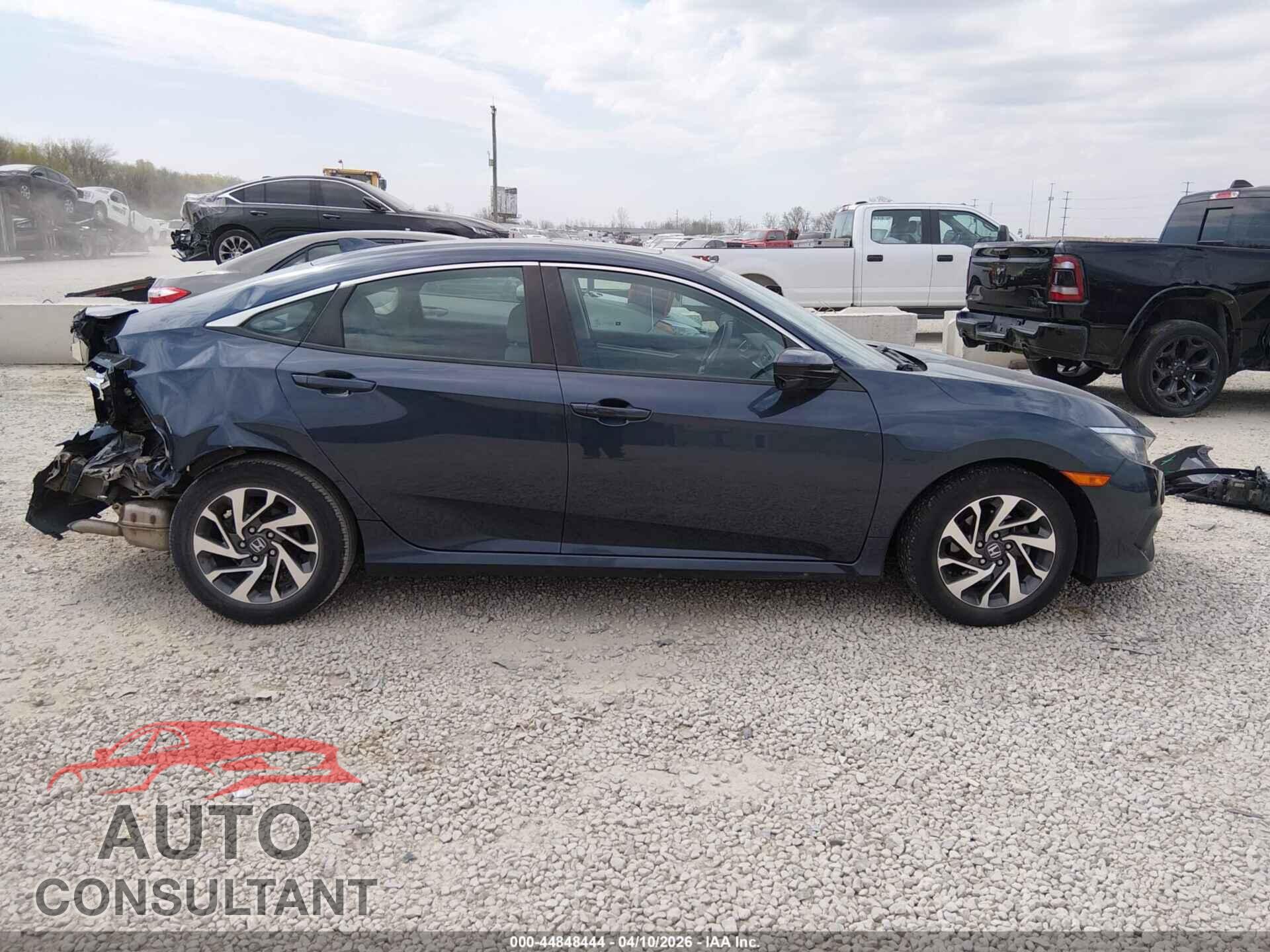 HONDA CIVIC 2017 - 19XFC2F74HE054082