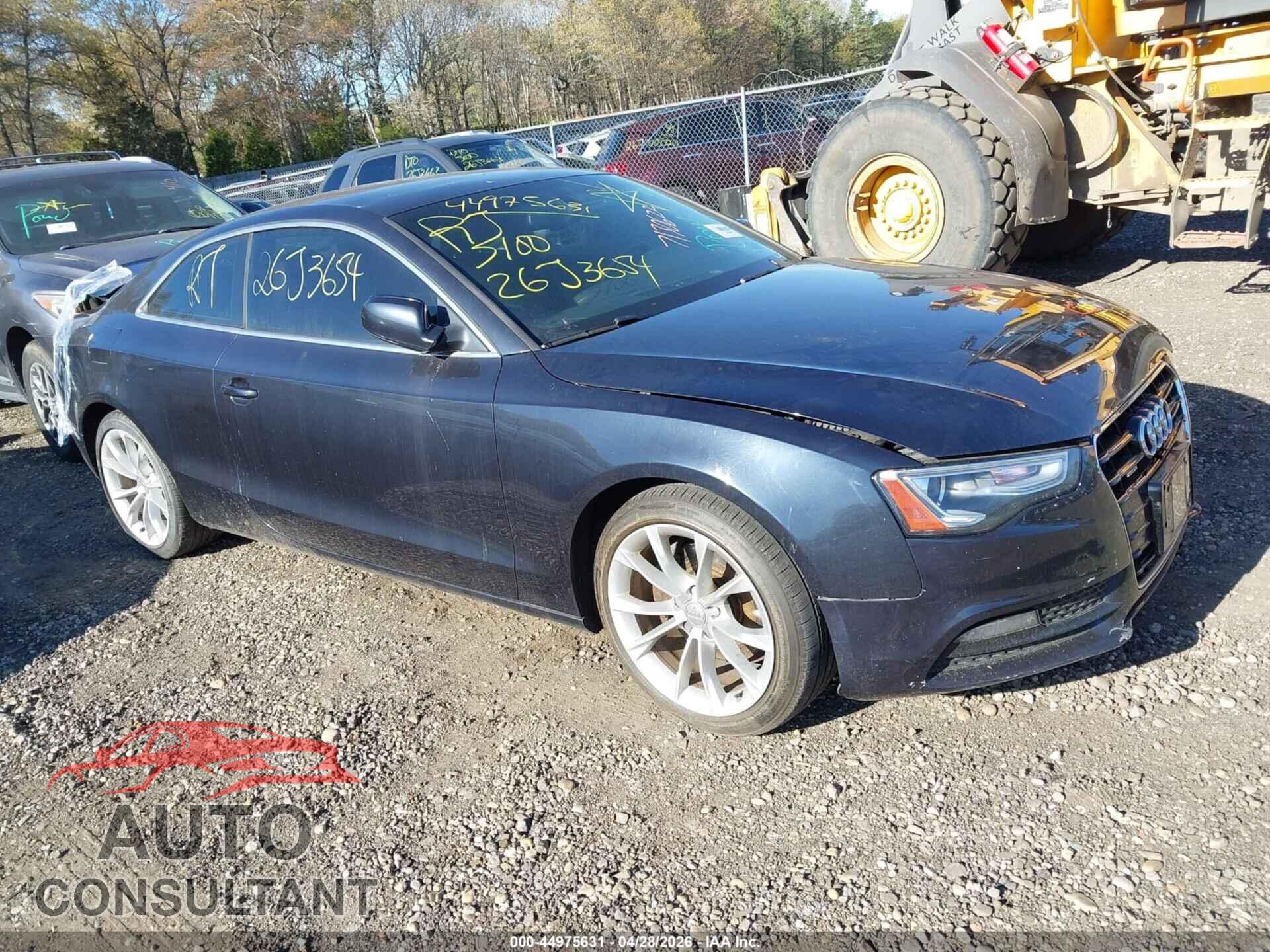 AUDI A5 2013 - WAULFAFR2DA024272