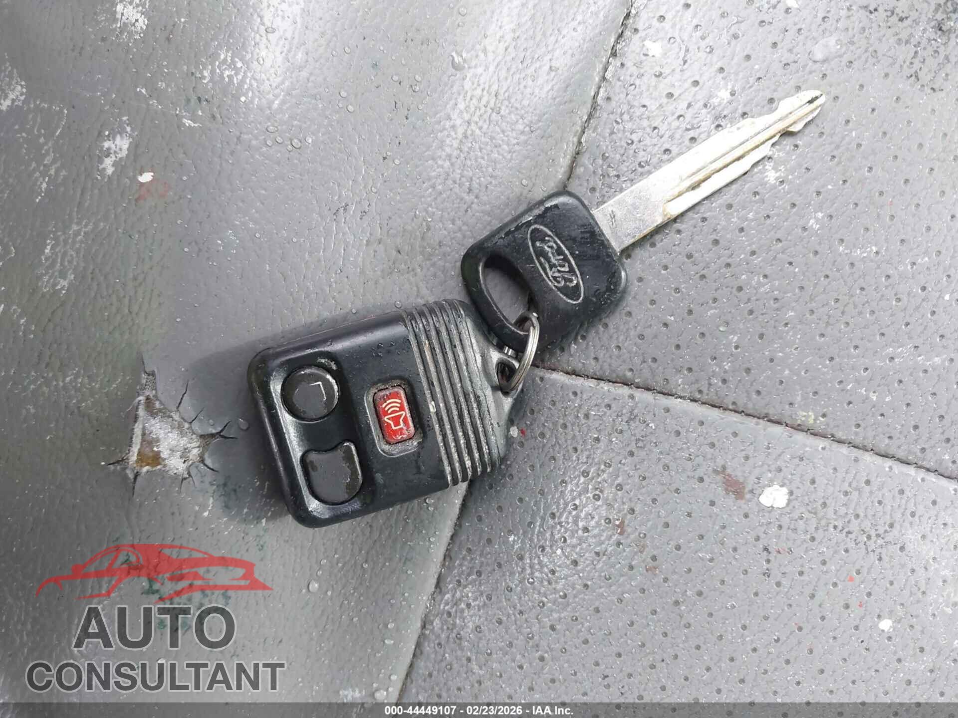 FORD E-150 2012 - 1FTNE1EW0CDB27547