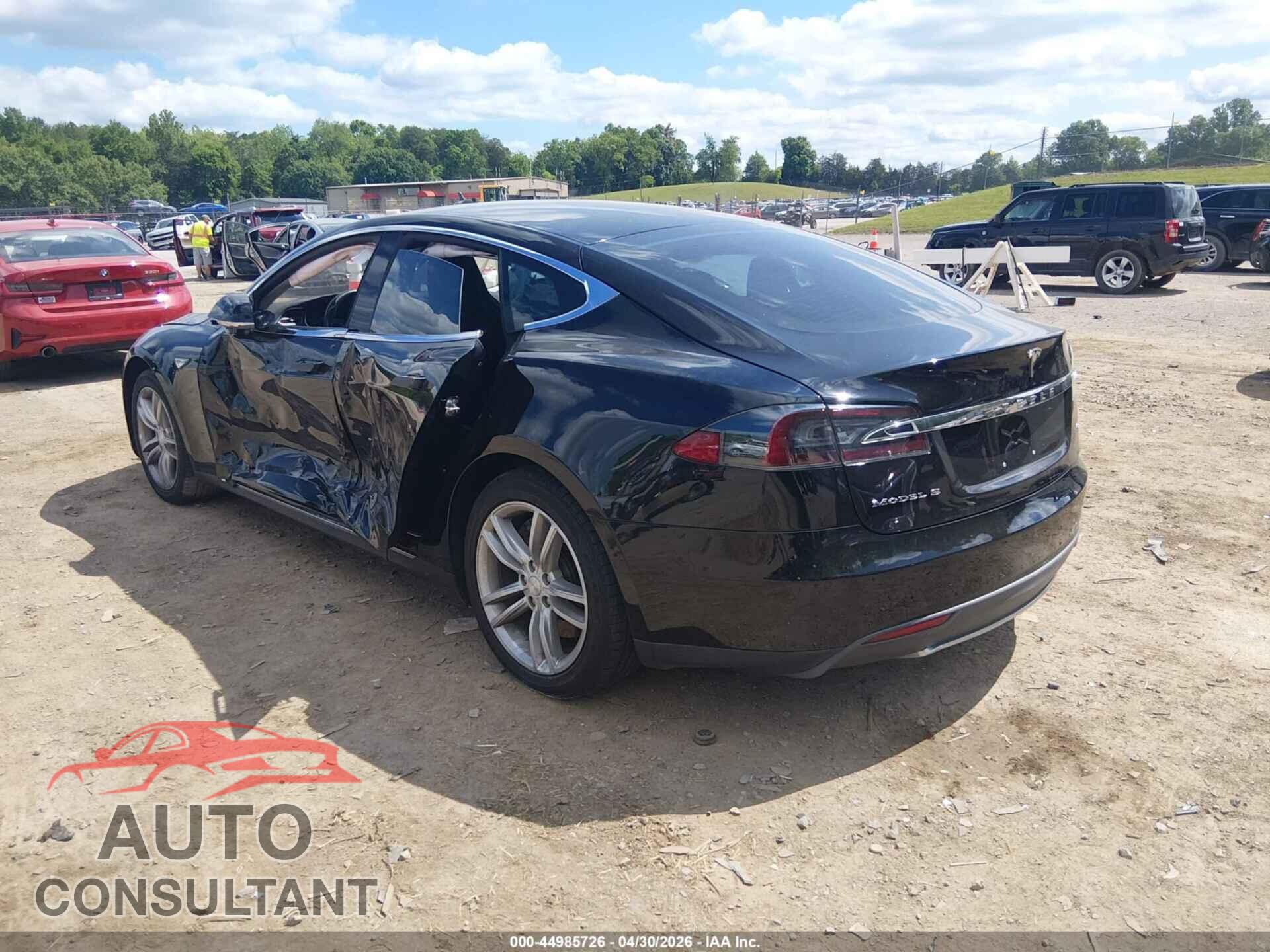 TESLA MODEL S 2015 - 5YJSA1H18FF094566
