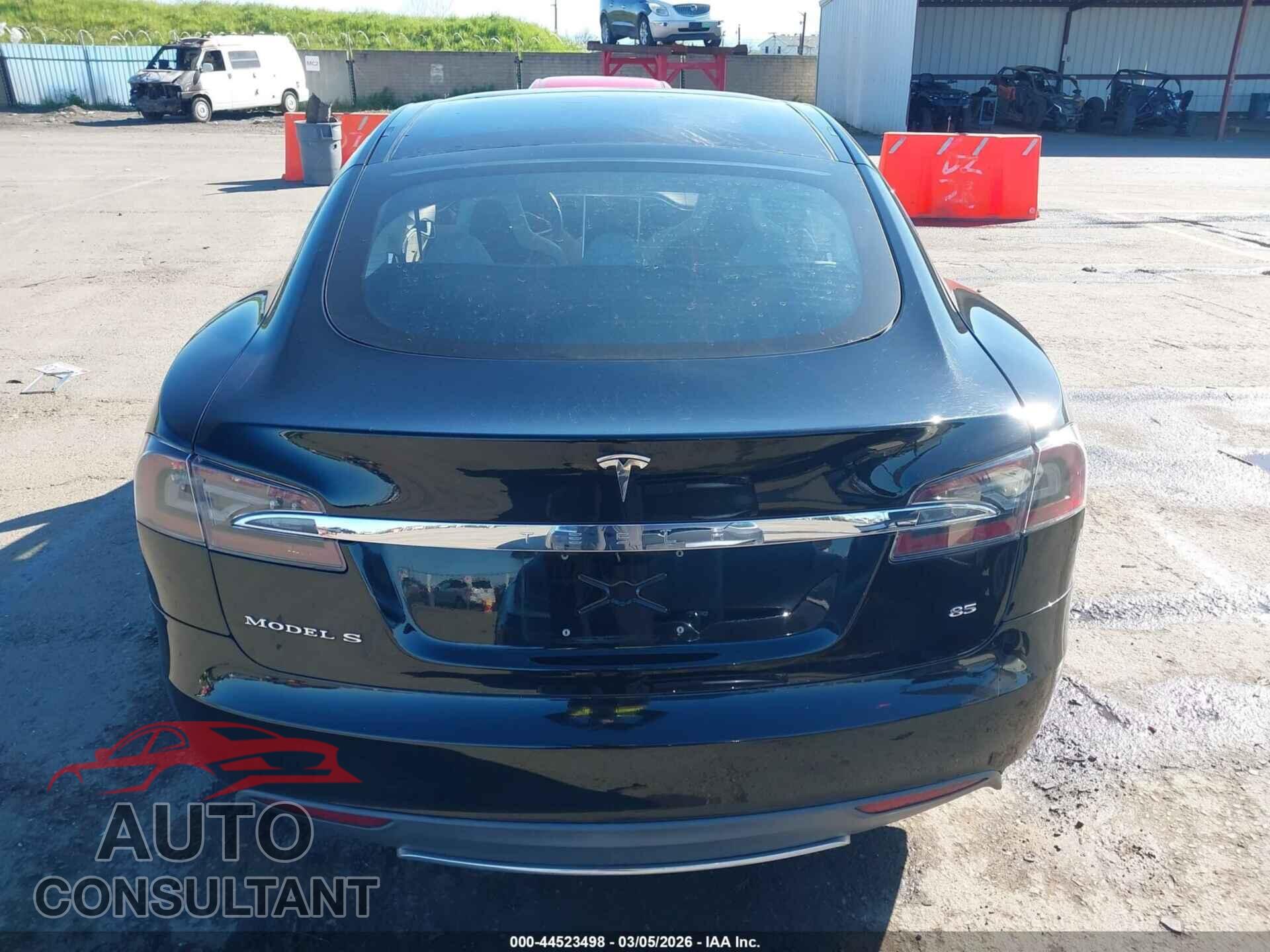 TESLA MODEL S 2013 - 5YJSA1DN4DFP08650