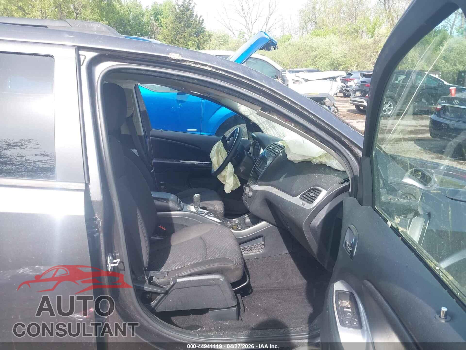 DODGE JOURNEY 2015 - 3C4PDCBB3FT686999