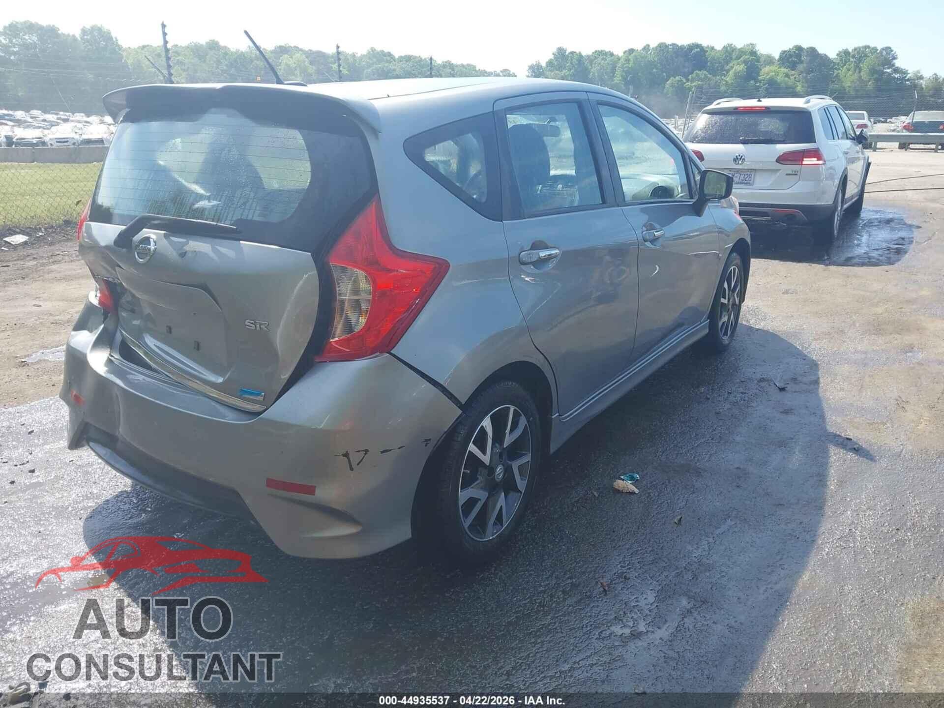 NISSAN VERSA NOTE 2015 - 3N1CE2CP9FL396236