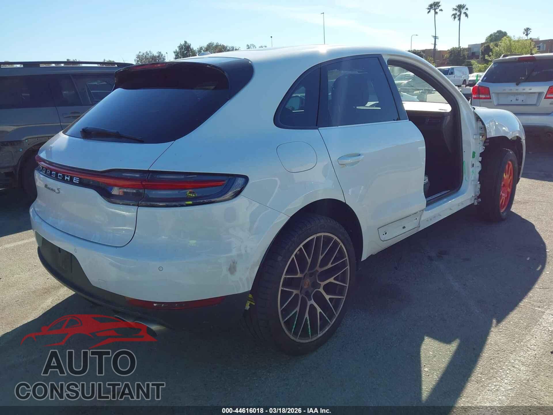 PORSCHE MACAN 2021 - WP1AB2A59MLB35405