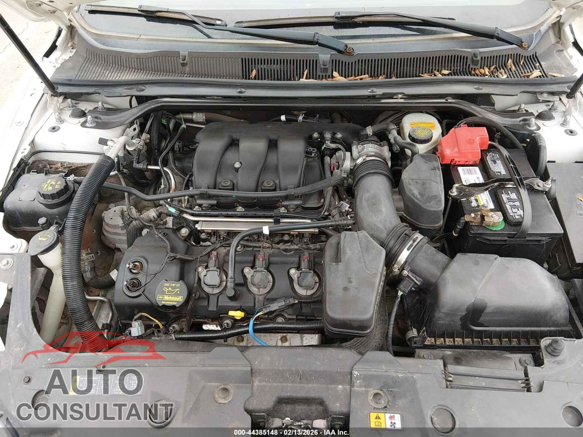 FORD TAURUS 2013 - 1FAHP2H80DG113065