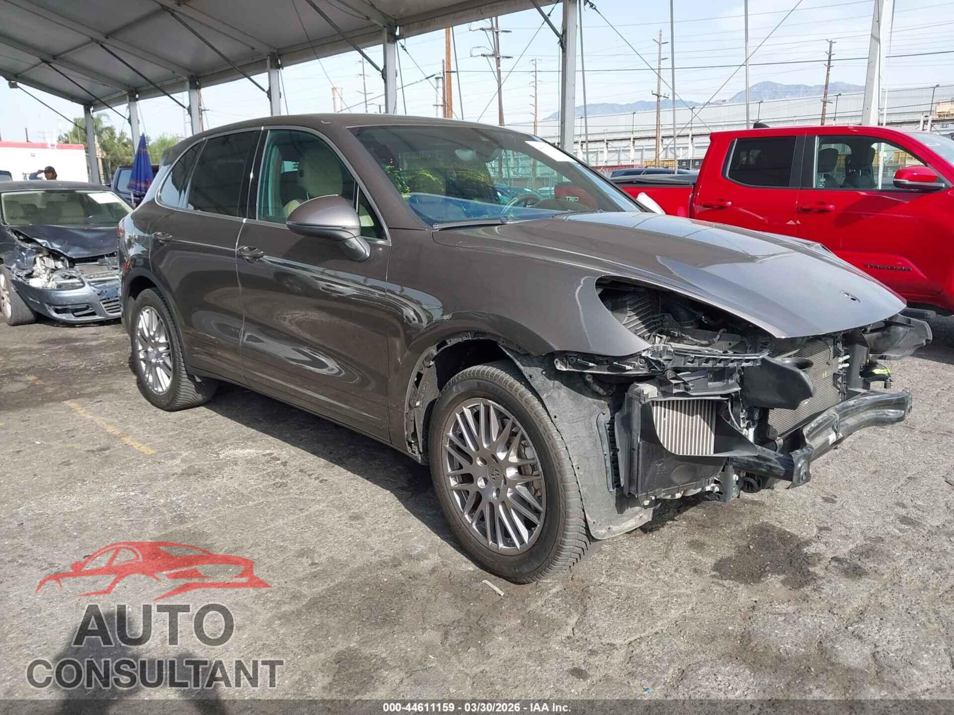 PORSCHE CAYENNE 2016 - WP1AB2A27GLA93021