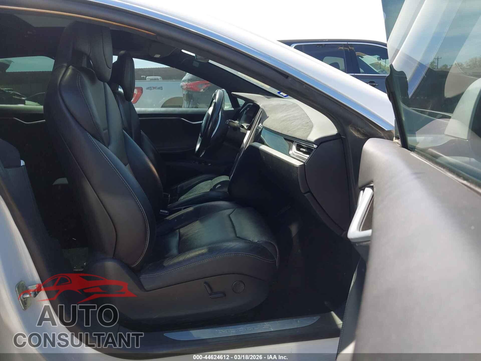TESLA MODEL S 2017 - 5YJSA1E28HF183859