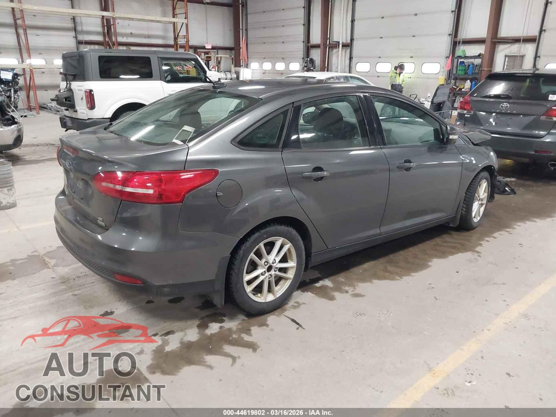 FORD FOCUS 2017 - 1FADP3FE8HL296760