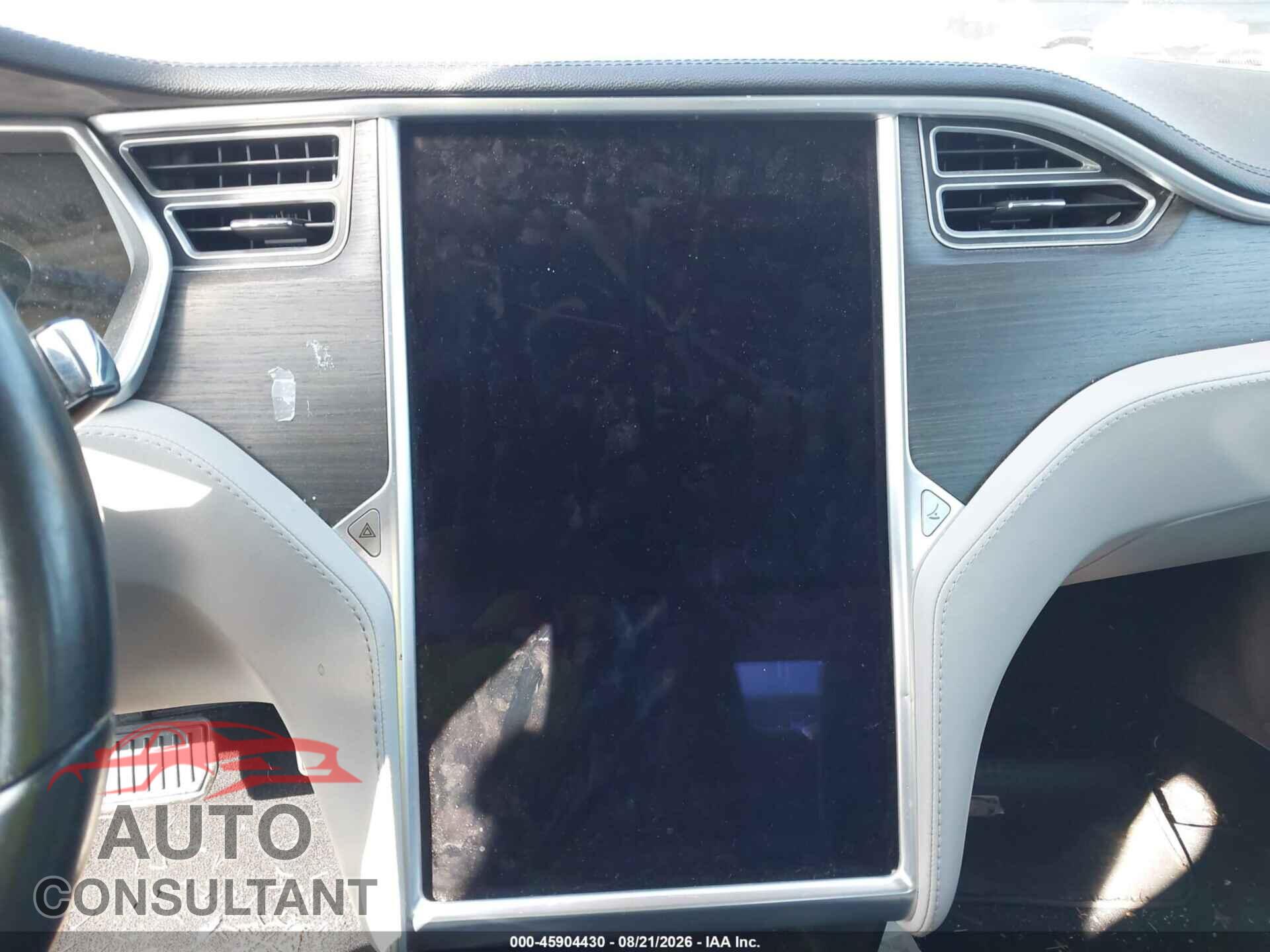 TESLA MODEL S 2015 - 5YJSA1E2XFF111879