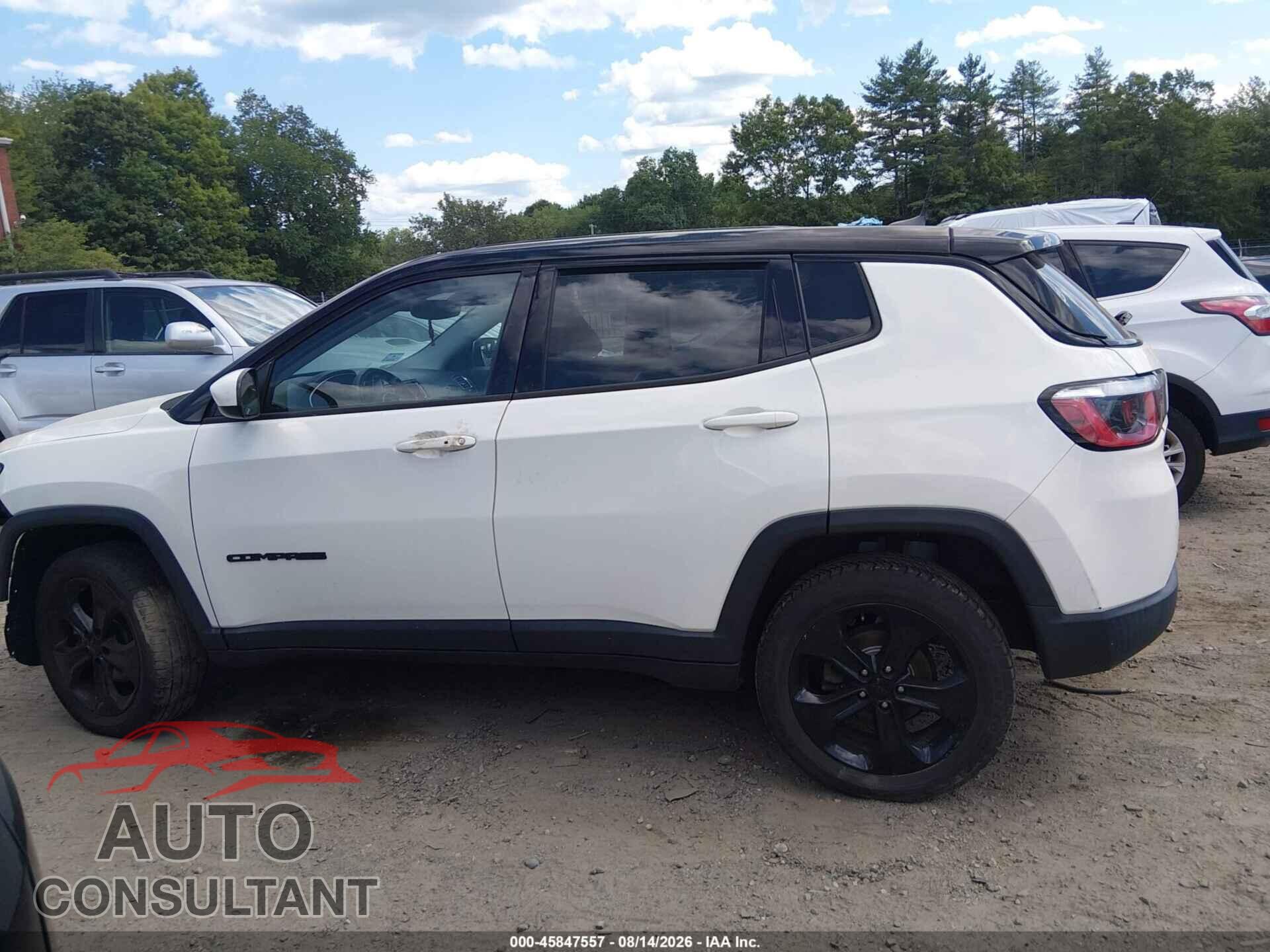 JEEP COMPASS 2019 - 3C4NJDBB9KT600031