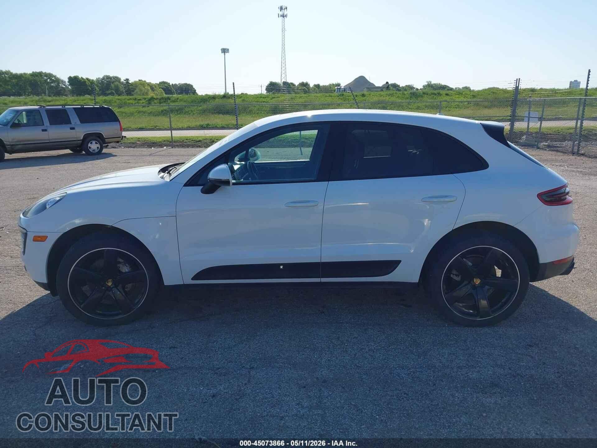 PORSCHE MACAN 2016 - WP1AB2A50GLB48256