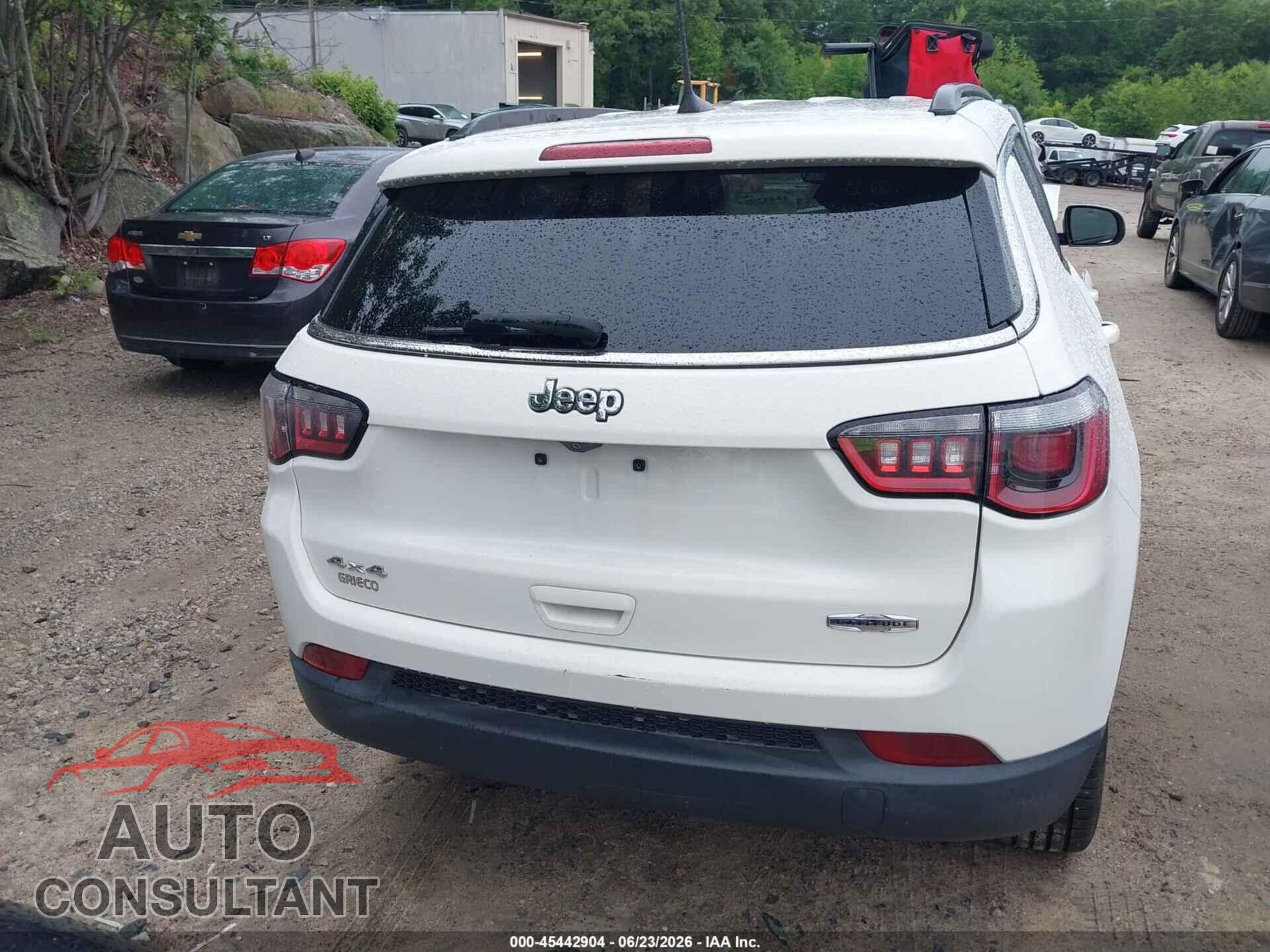 JEEP COMPASS 2017 - 3C4NJDBB7HT656123