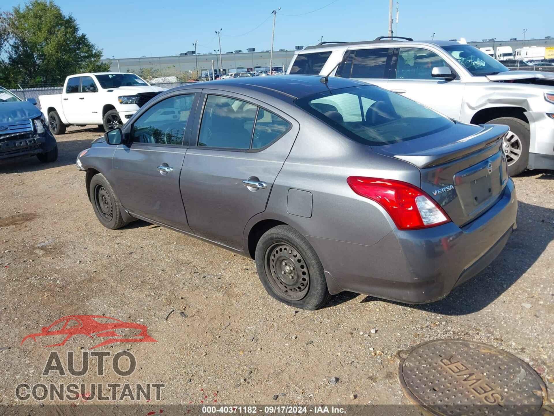NISSAN VERSA 2016 - 3N1CN7AP1GL890947