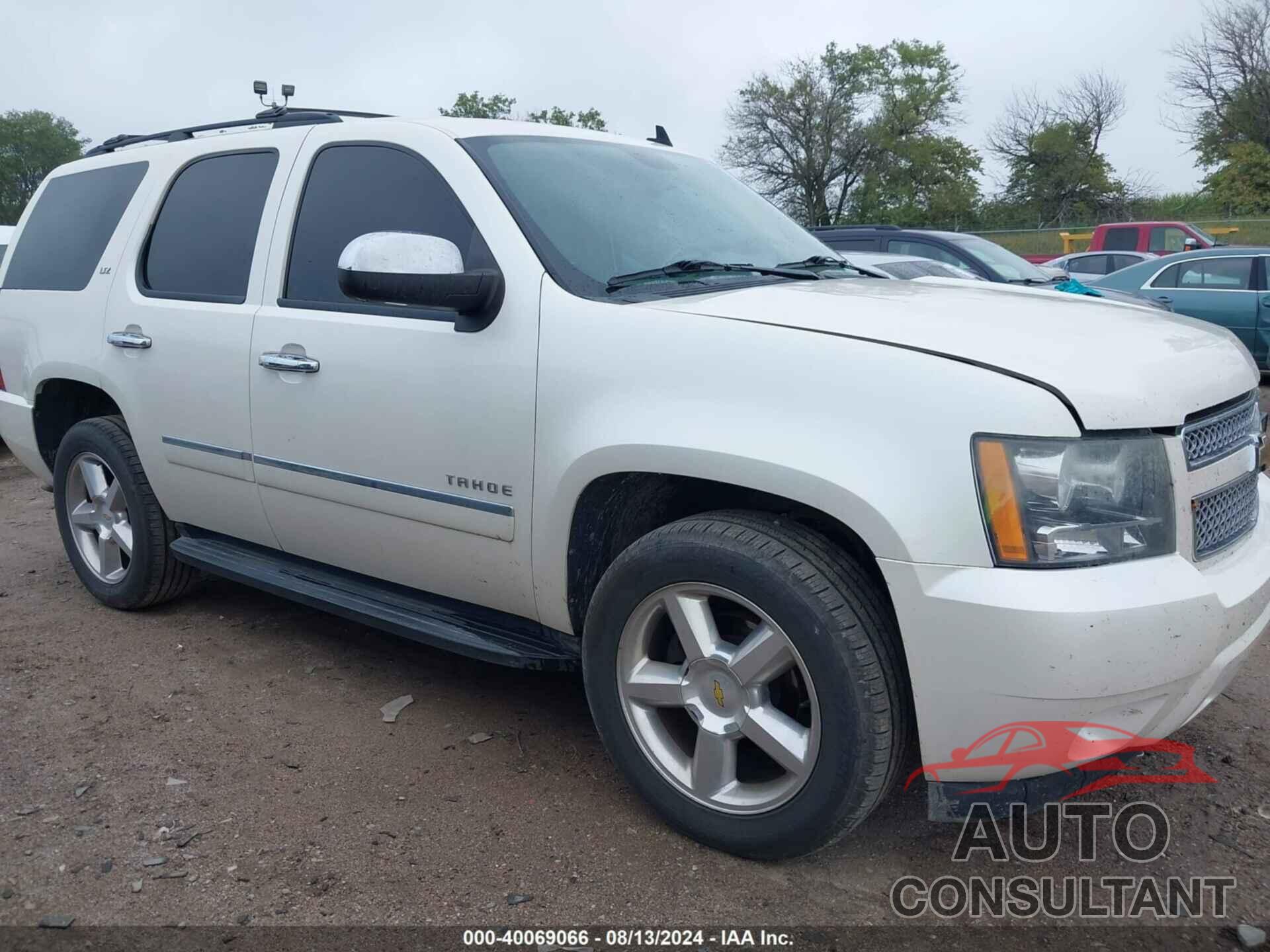 CHEVROLET TAHOE 2011 - 1GNSKCE08BR188768