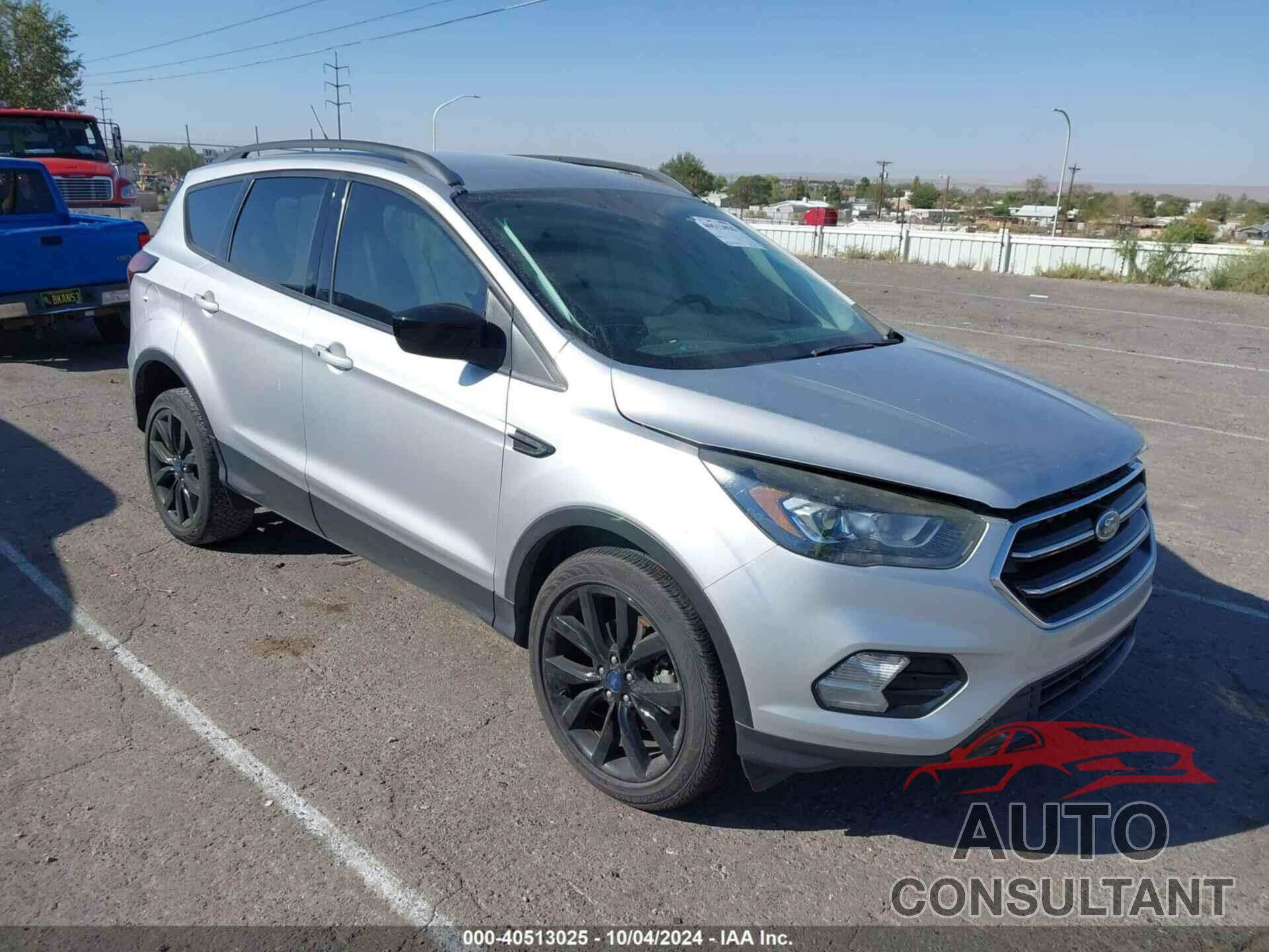 FORD ESCAPE 2019 - 1FMCU0GD5KUB14156
