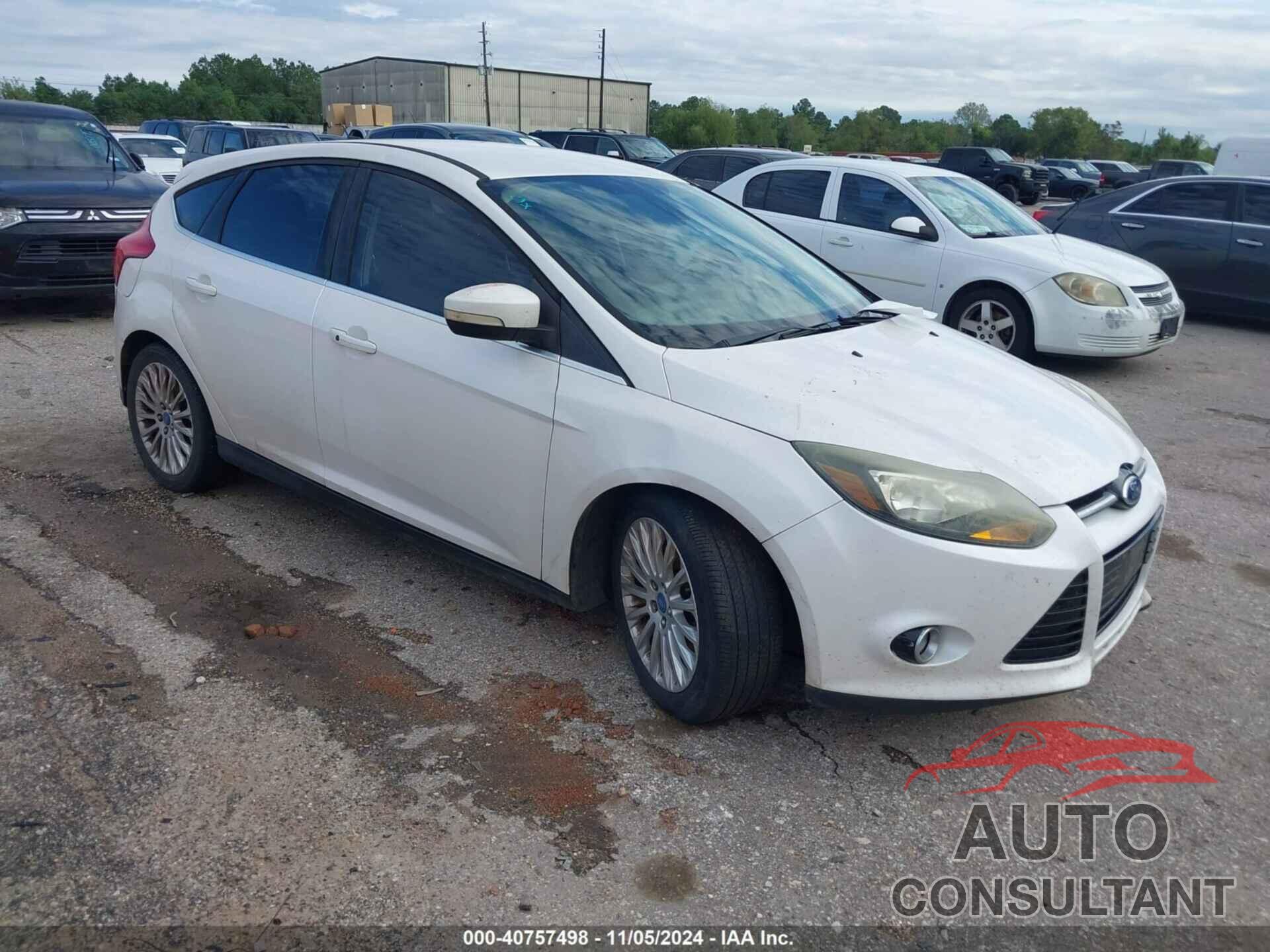 FORD FOCUS 2012 - 1FAHP3N26CL289792