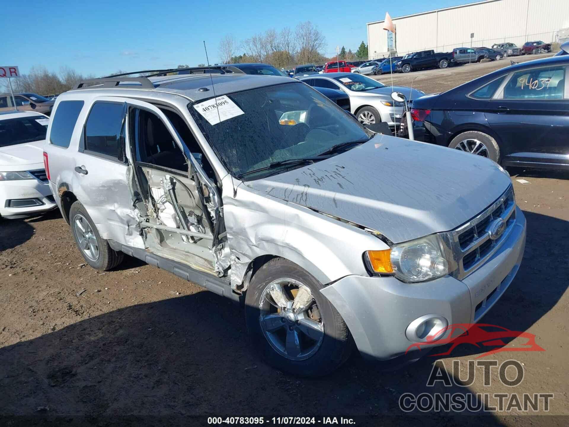 FORD ESCAPE 2009 - 1FMCU03799KC99303