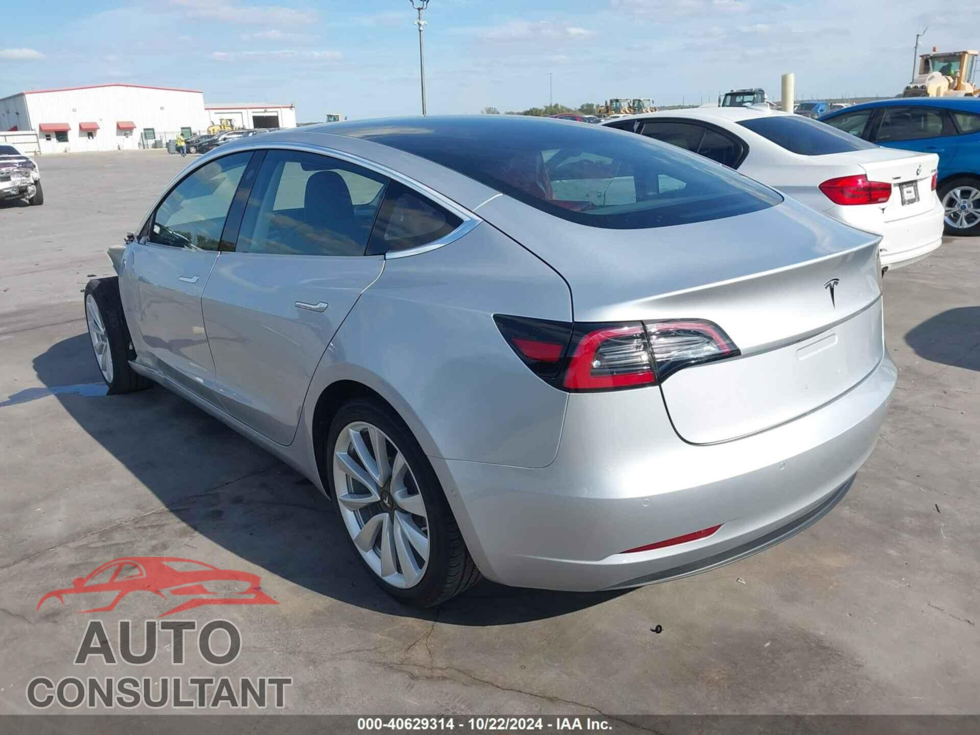 TESLA MODEL 3 2018 - 5YJ3E1EA2JF031114