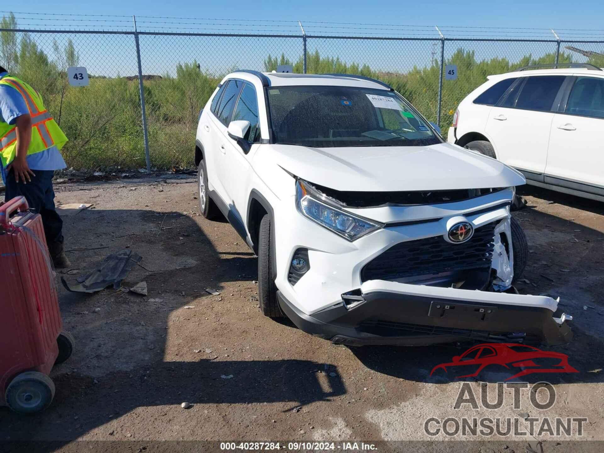 TOYOTA RAV4 2020 - JTMW1RFV9LD059818