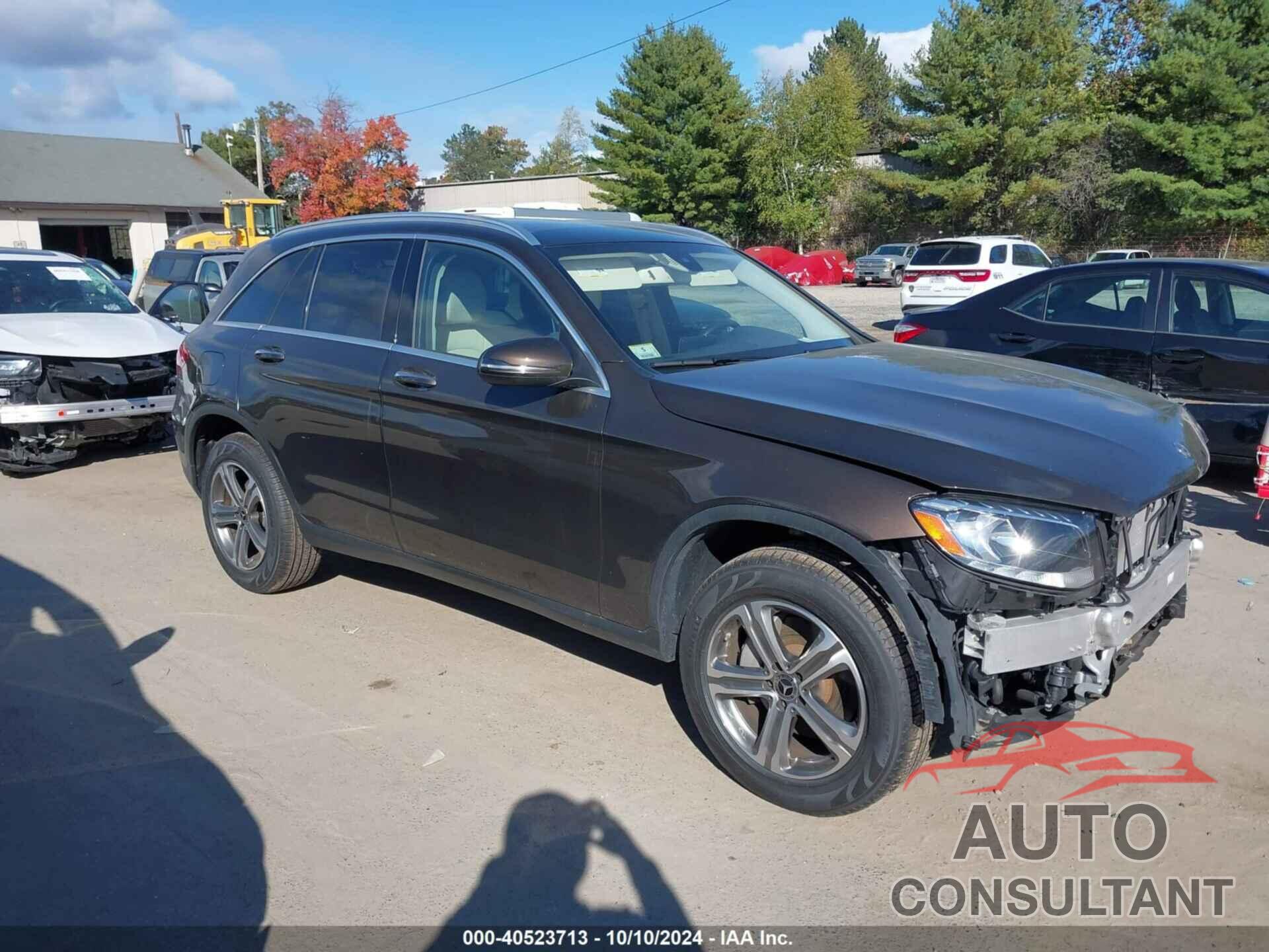 MERCEDES-BENZ GLC 300 2018 - WDC0G4KB9JV098087