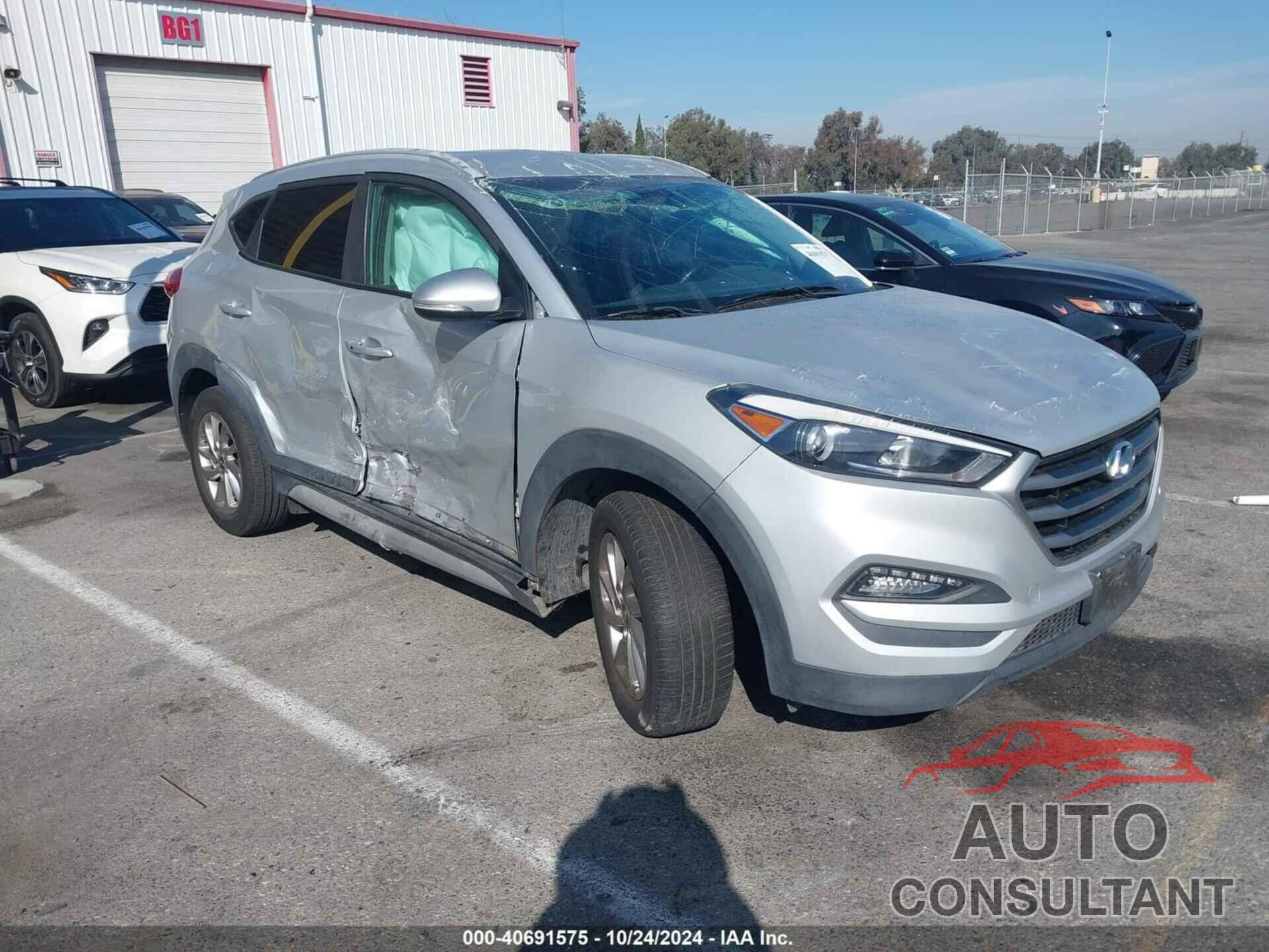 HYUNDAI TUCSON 2018 - KM8J33A46JU766884