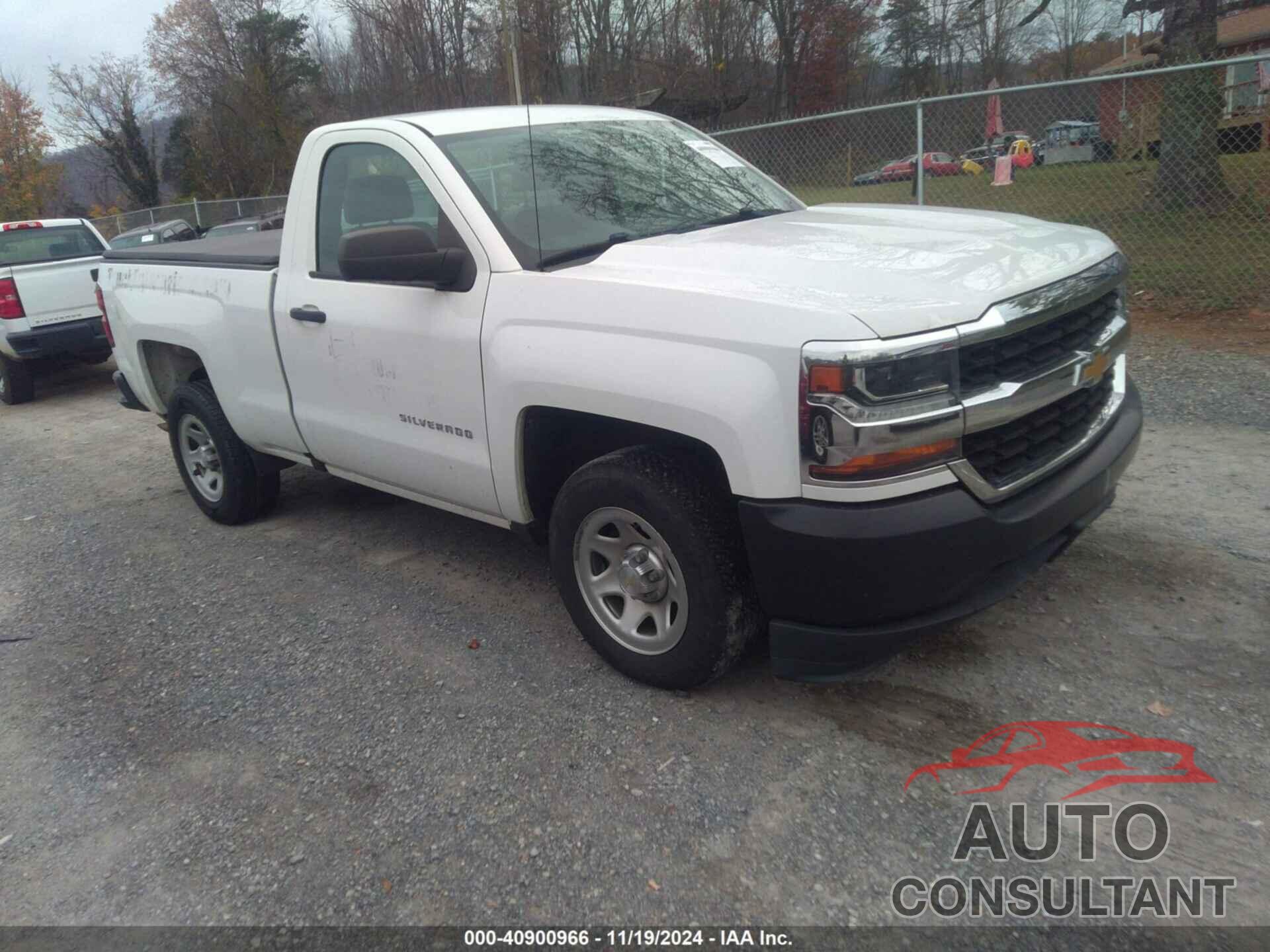 CHEVROLET SILVERADO 1500 2018 - 1GCNCNEHXJZ261416