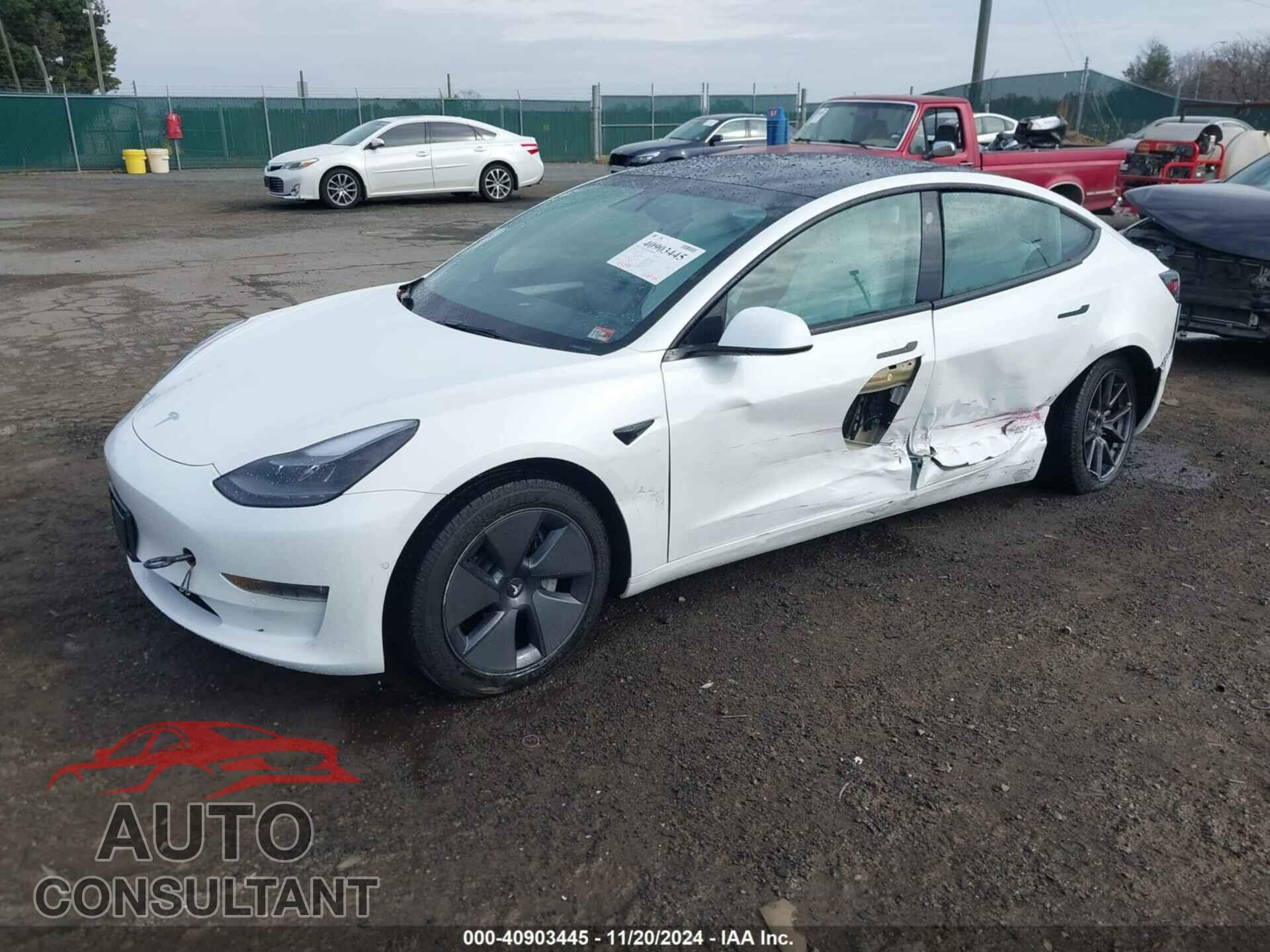 TESLA MODEL 3 2022 - 5YJ3E1EB3NF110709
