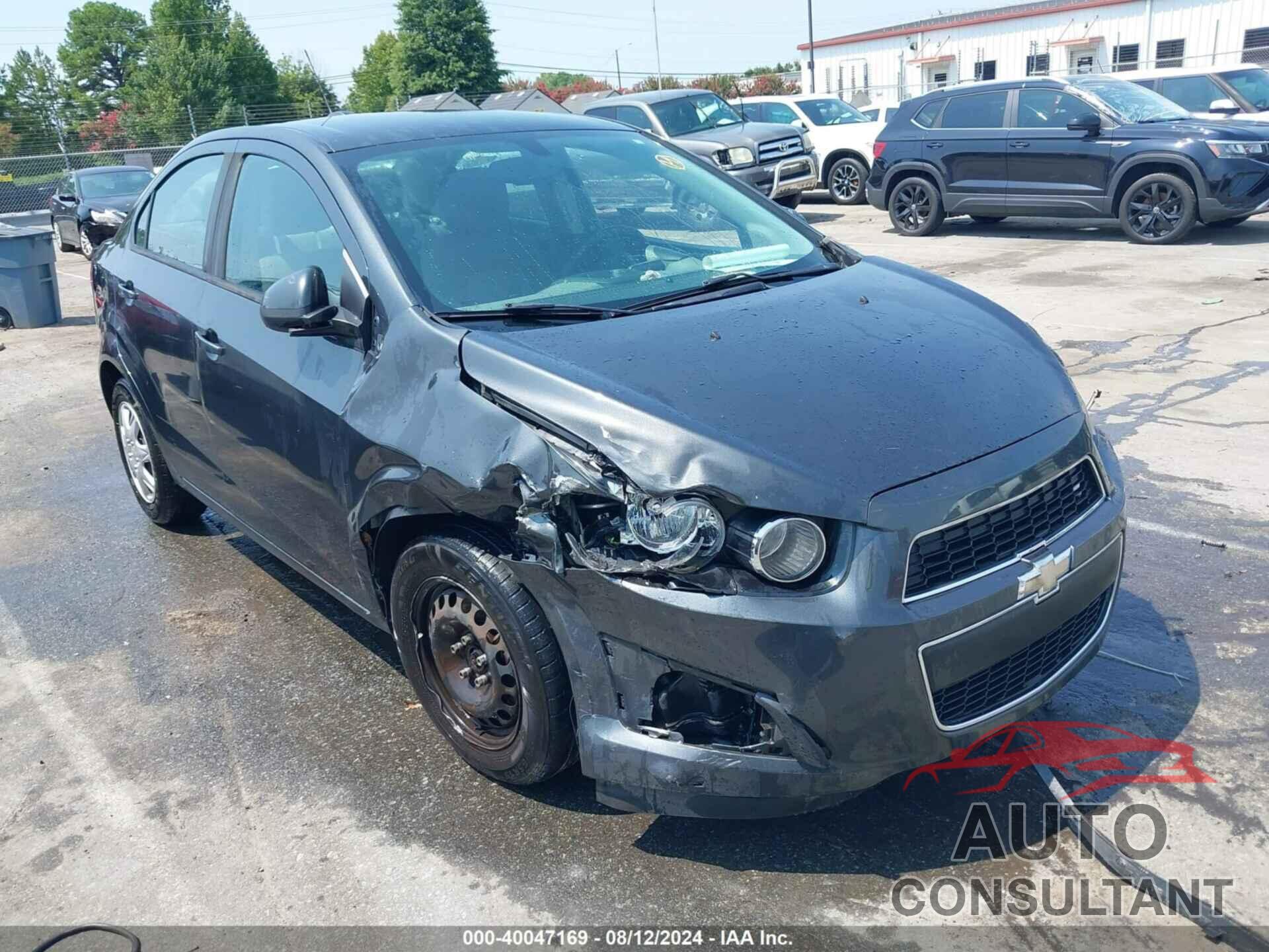 CHEVROLET SONIC 2016 - 1G1JA5SH6G4142964