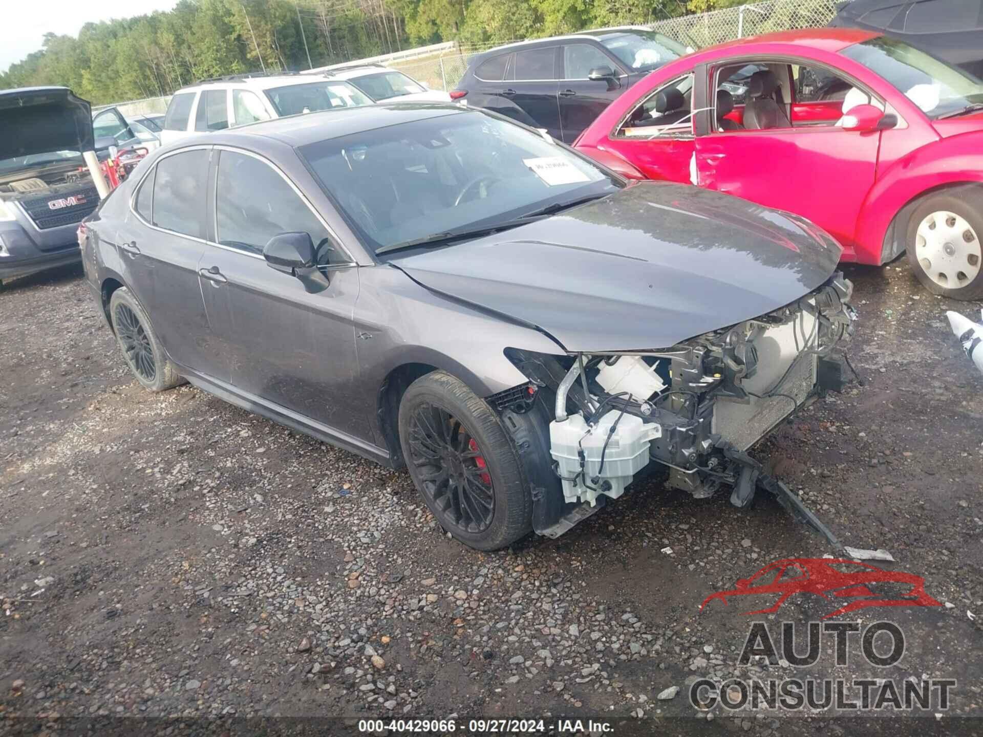TOYOTA CAMRY 2020 - 4T1G11AK3LU976090