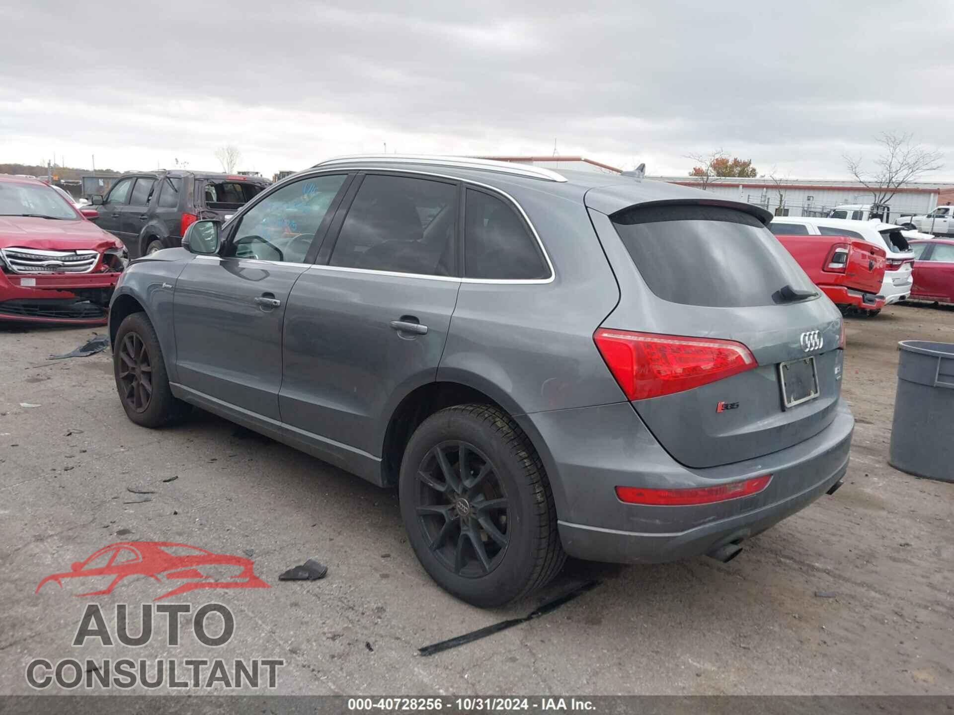 AUDI Q5 2012 - WA1LFAFP0CA026015