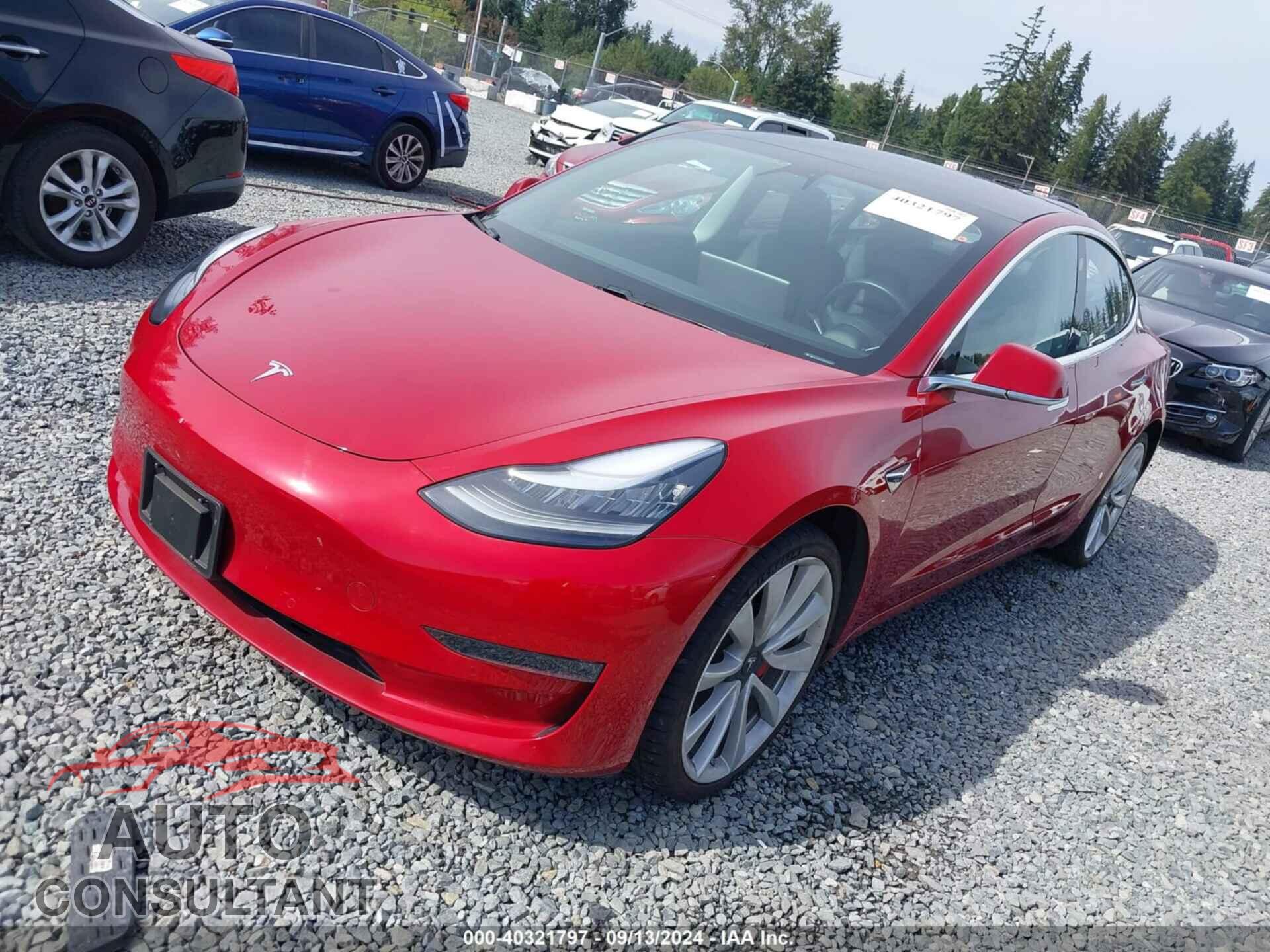 TESLA MODEL 3 2019 - 5YJ3E1EB6KF368024