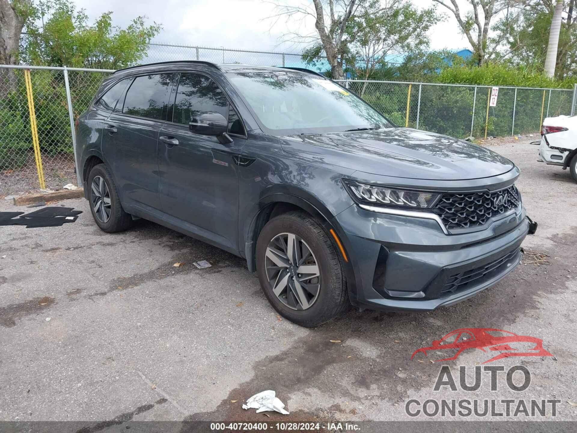 KIA SORENTO 2023 - 5XYRL4LC5PG188692