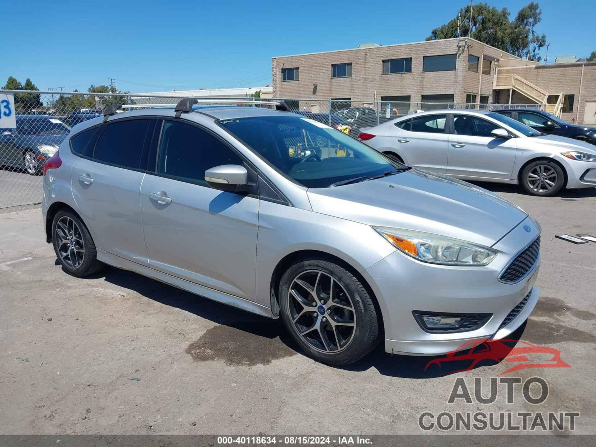 FORD FOCUS 2016 - 1FADP3K2XGL254875