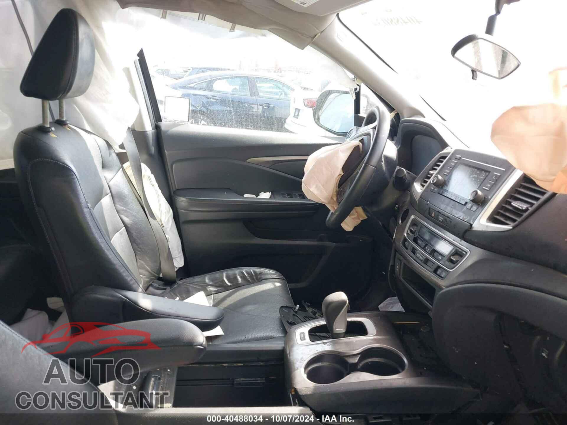 HONDA RIDGELINE 2017 - 5FPYK2F51HB001075