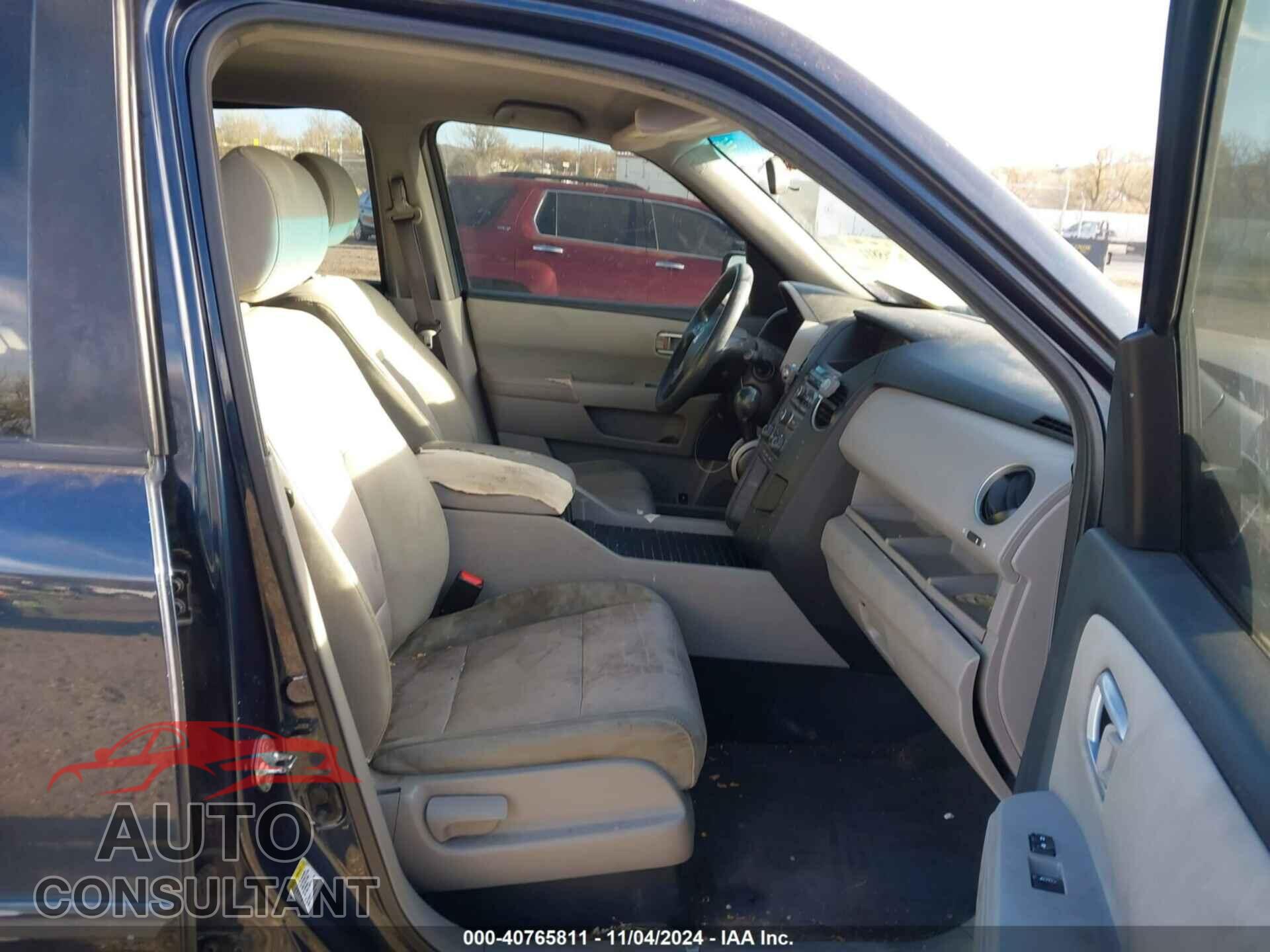 HONDA PILOT 2012 - 5FNYF4H48CB059366